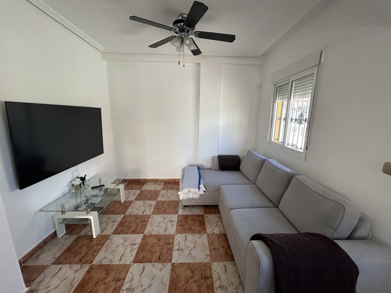 Bedroom in terraced for sale in Cabo Roig