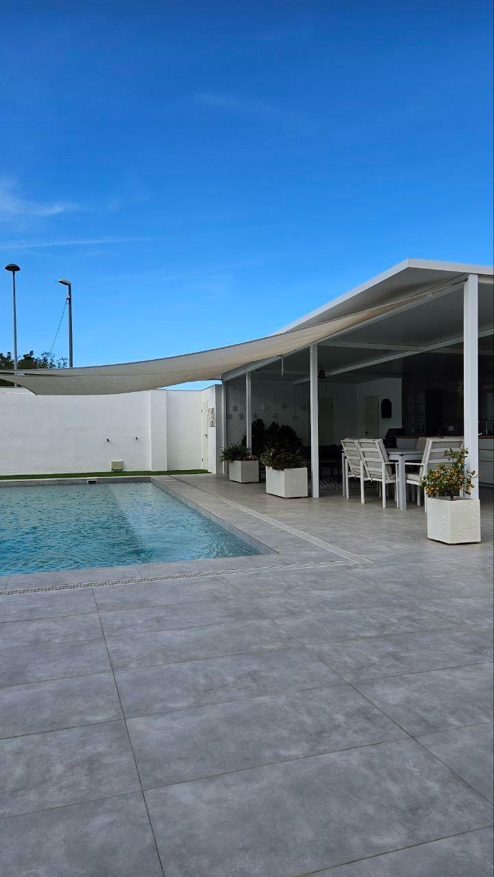 Dining area in villa for sale in Orihuela