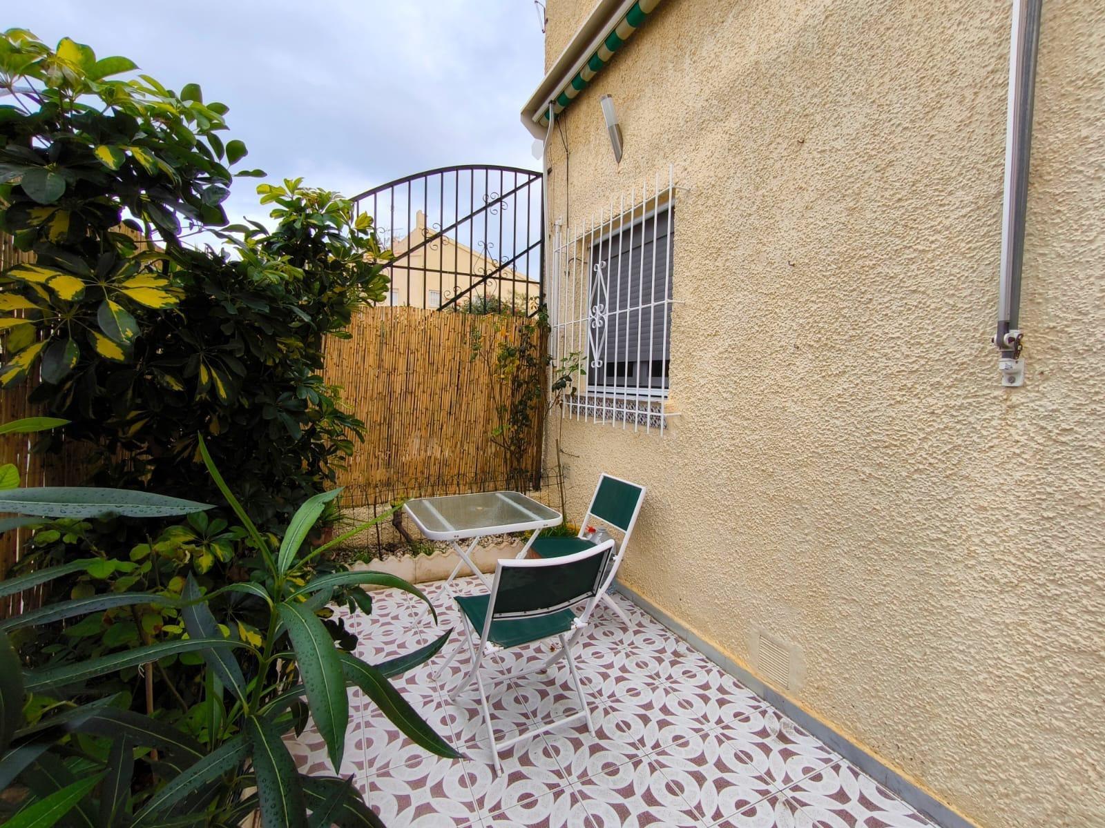 For sale this beautiful house in a very quiet area in the Urbanization La Marina