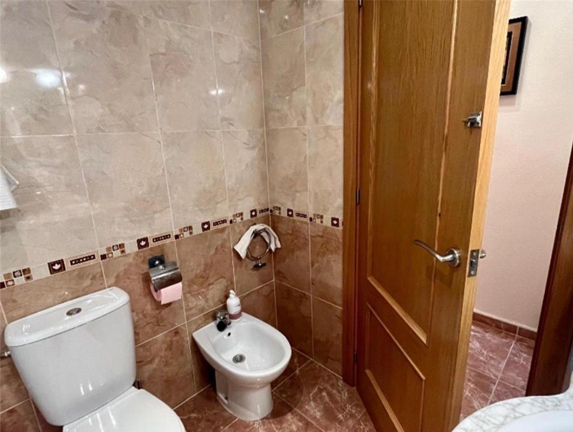 Kitchen in apartment for sale in Formentera del Segura