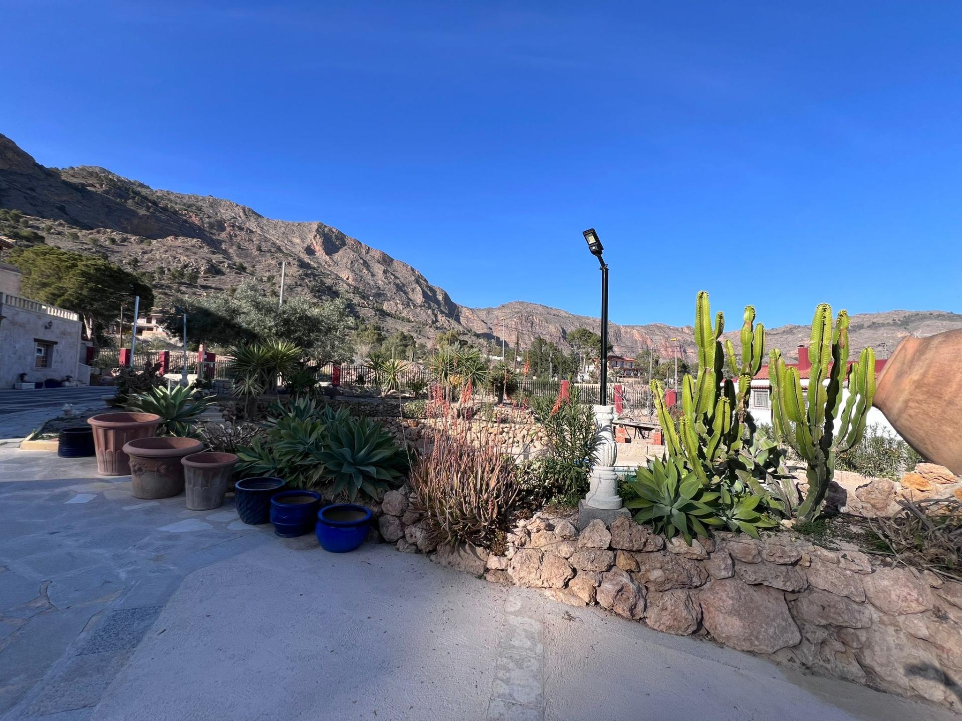 Terrace in villa for sale in Orihuela