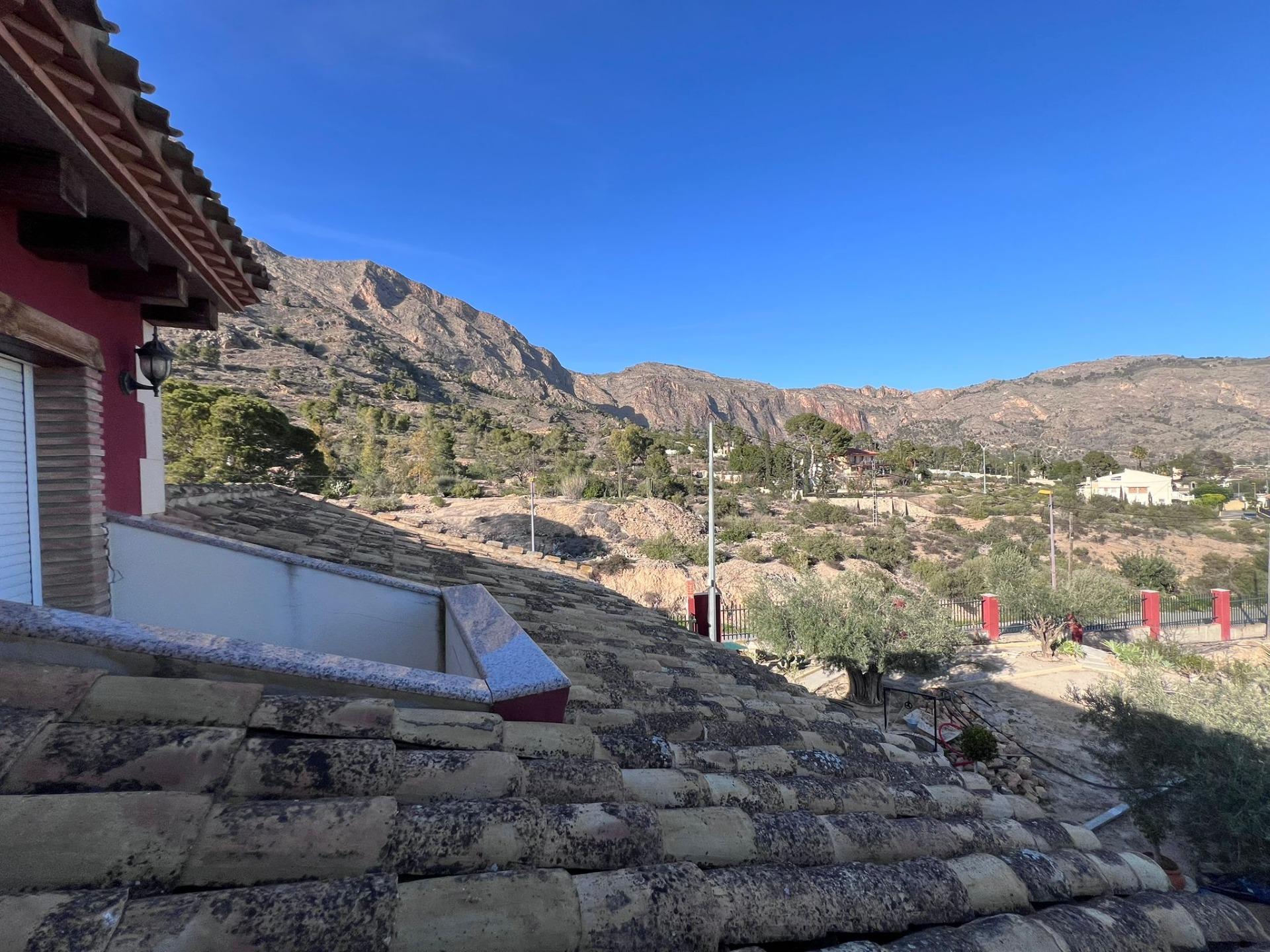 Pool area in villa for sale in Orihuela