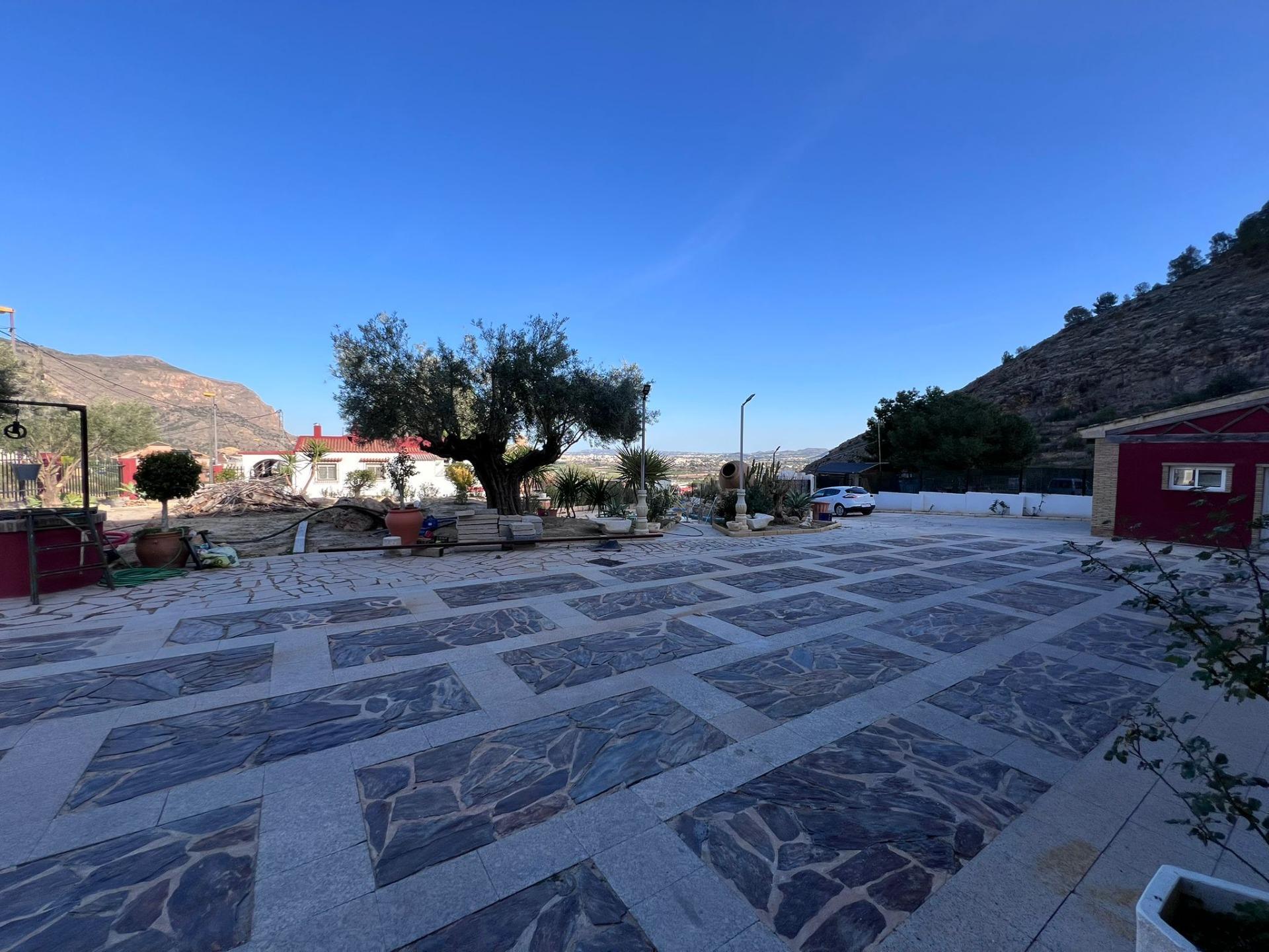 Dining area in villa for sale in Orihuela