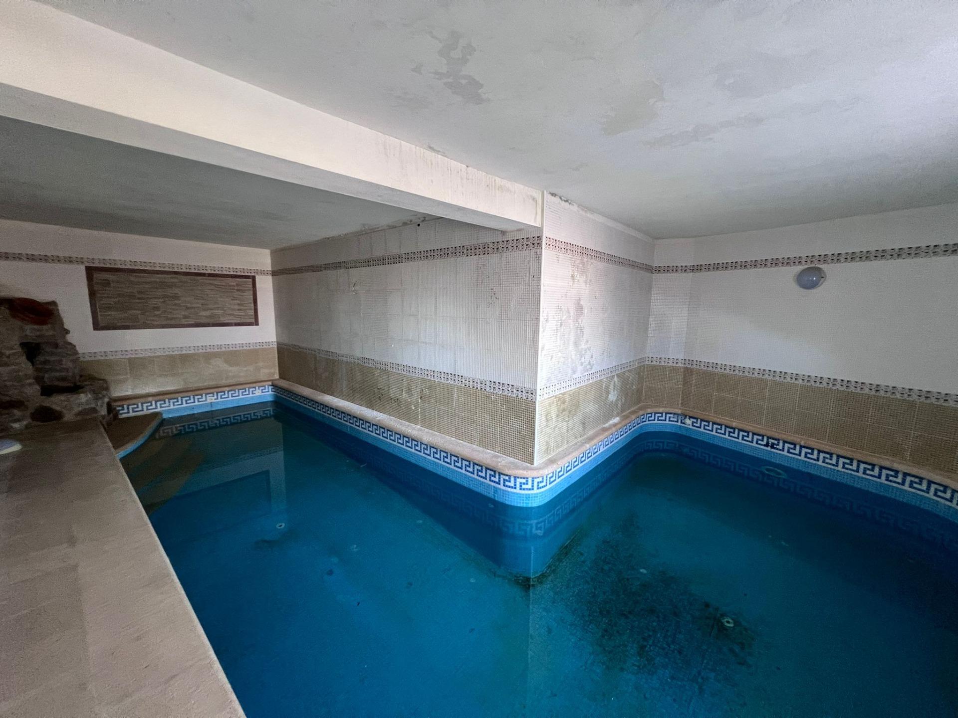 Kitchen in villa for sale in Orihuela