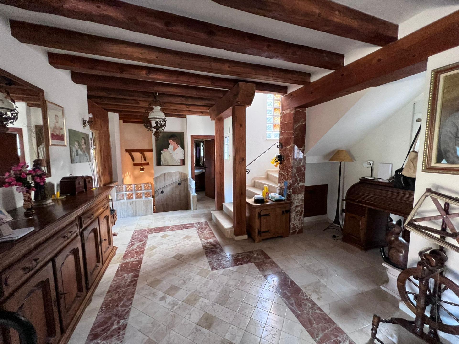 Terrace in villa for sale in Orihuela