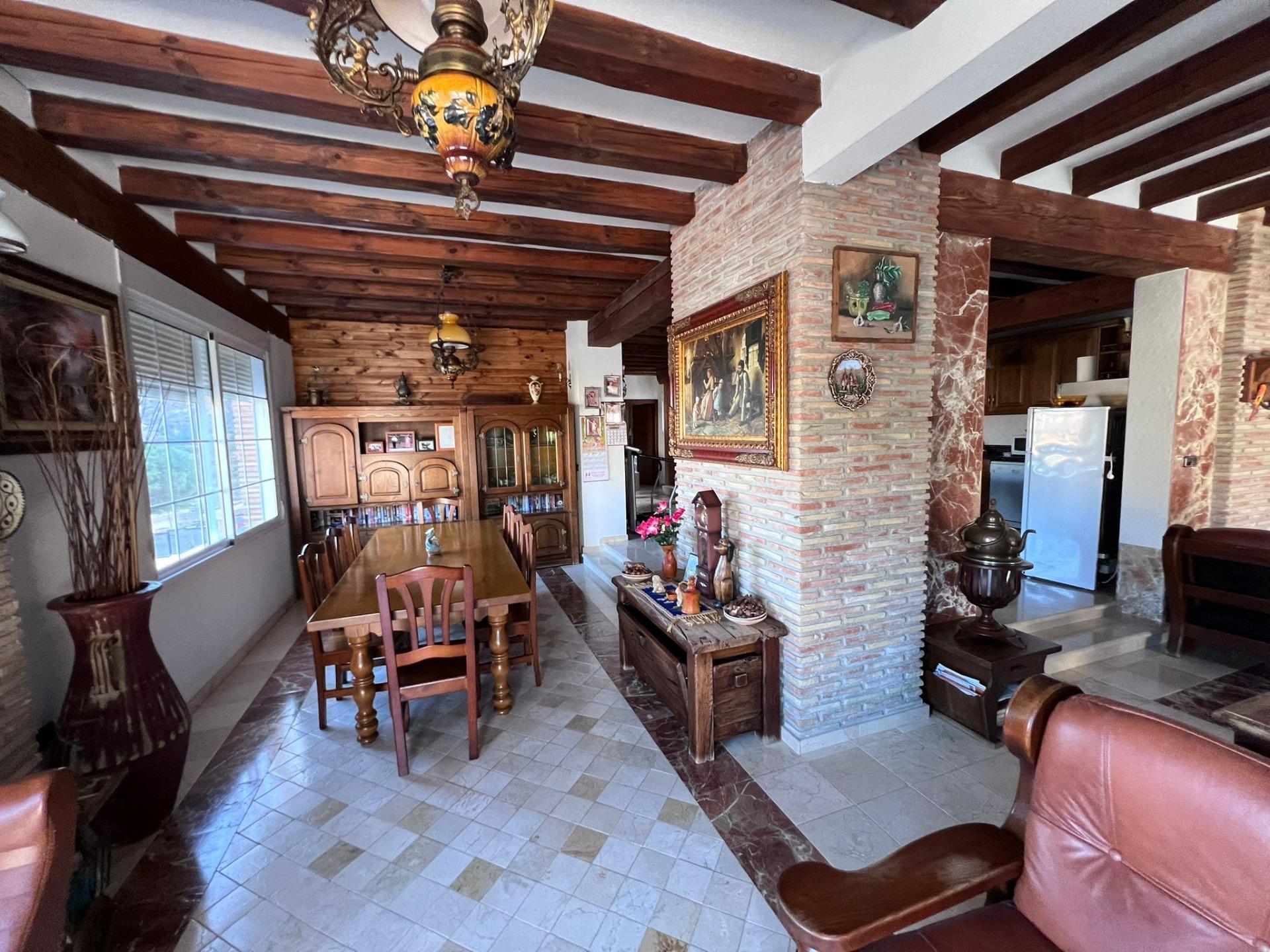 Dining area in villa for sale in Orihuela