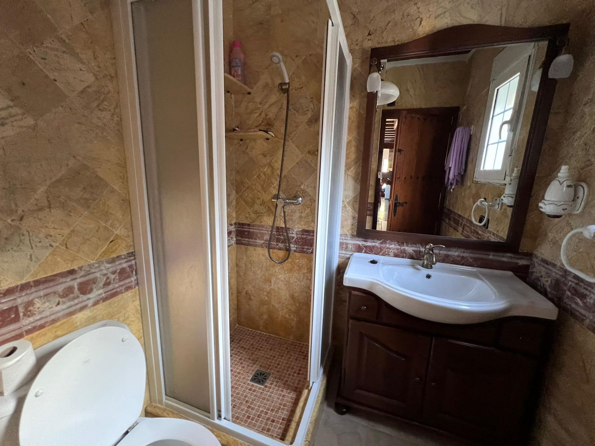 Garden in villa for sale in Orihuela