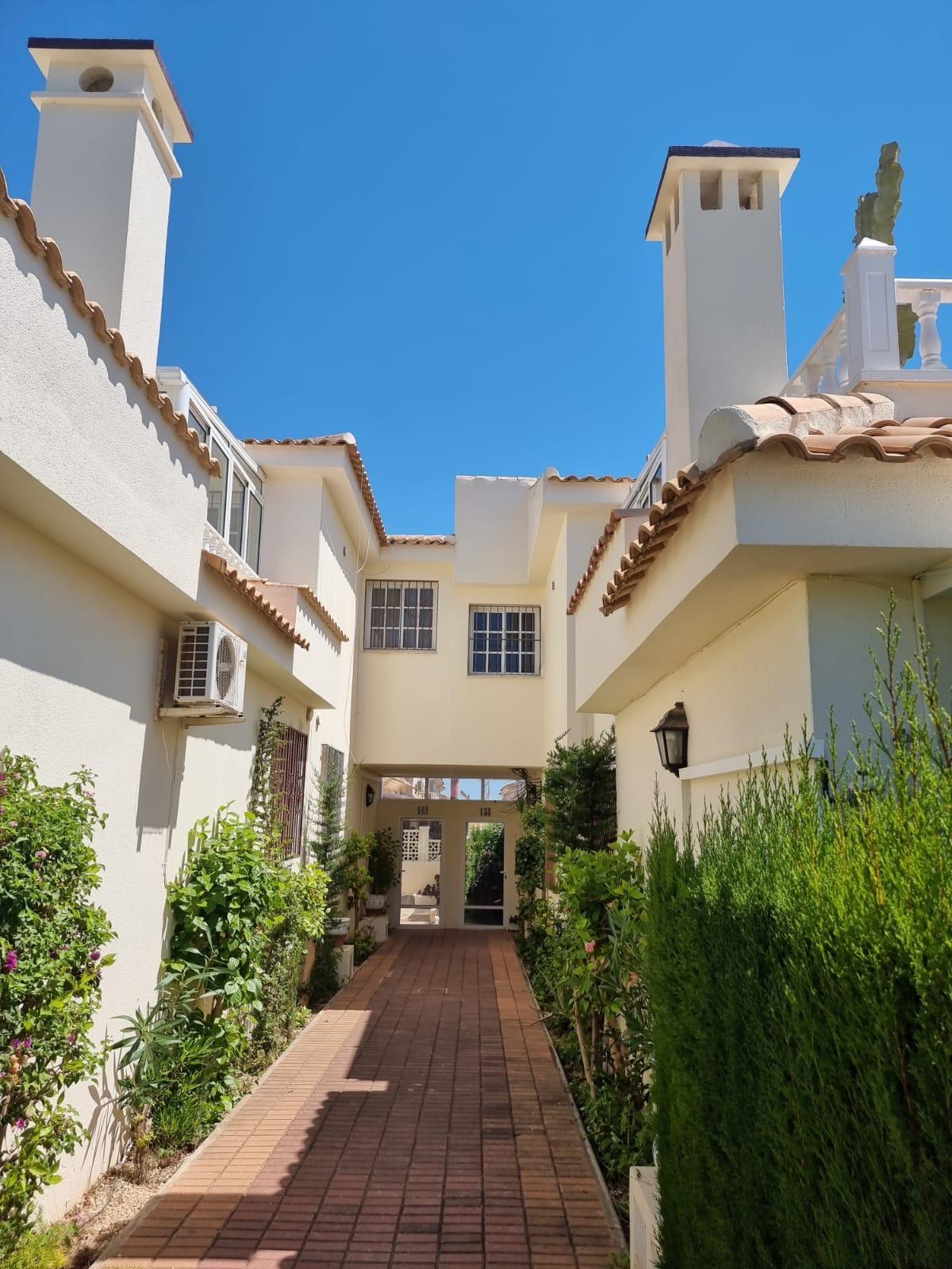 Terrace in apartment for sale in Torrevieja