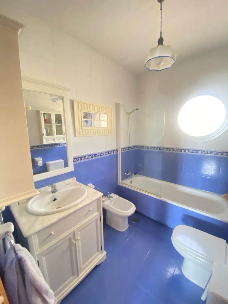 Master bedroom in duplex for sale in Orihuela Costa