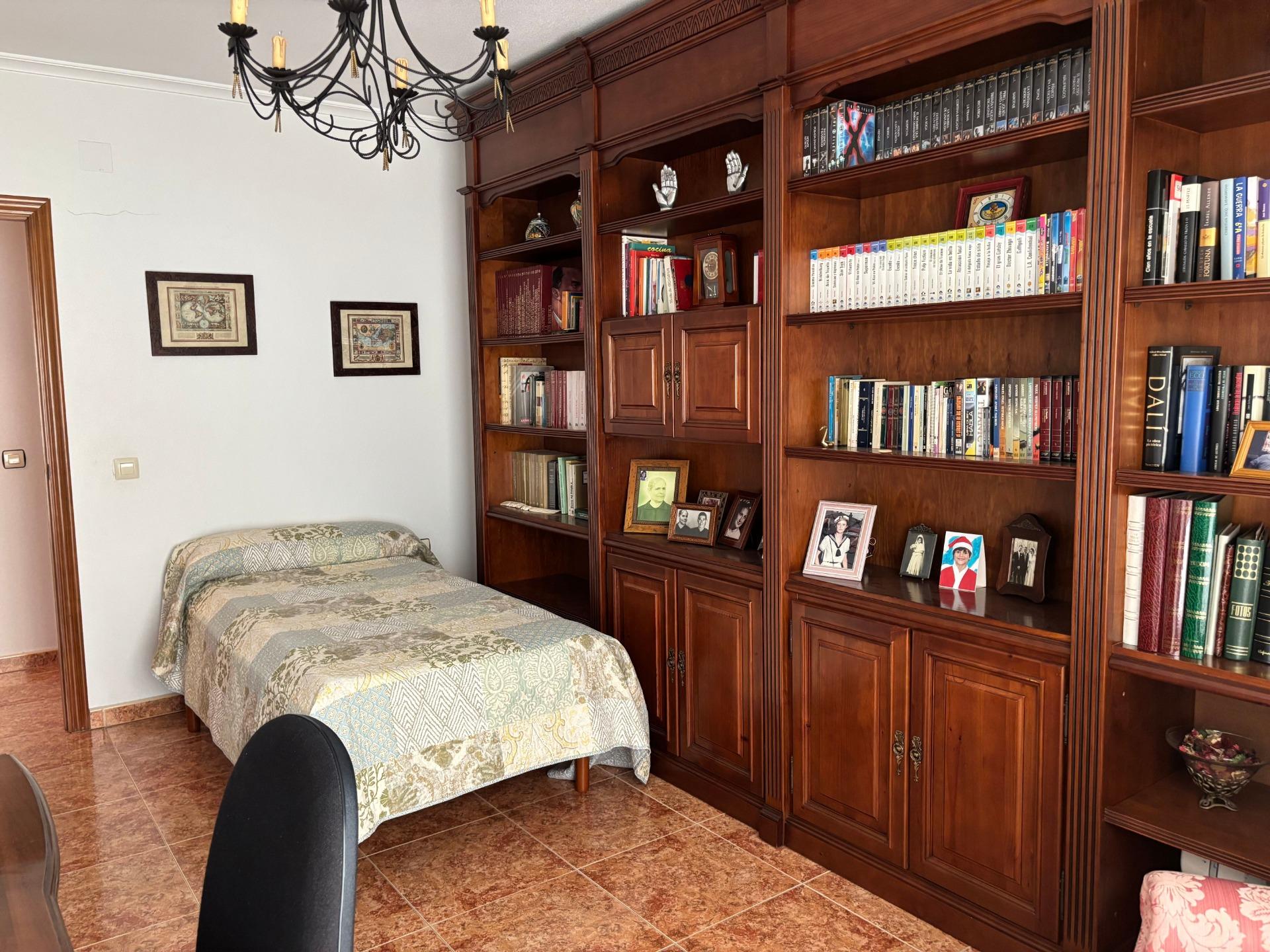 Master bedroom in terraced for sale in Formentera del Segura