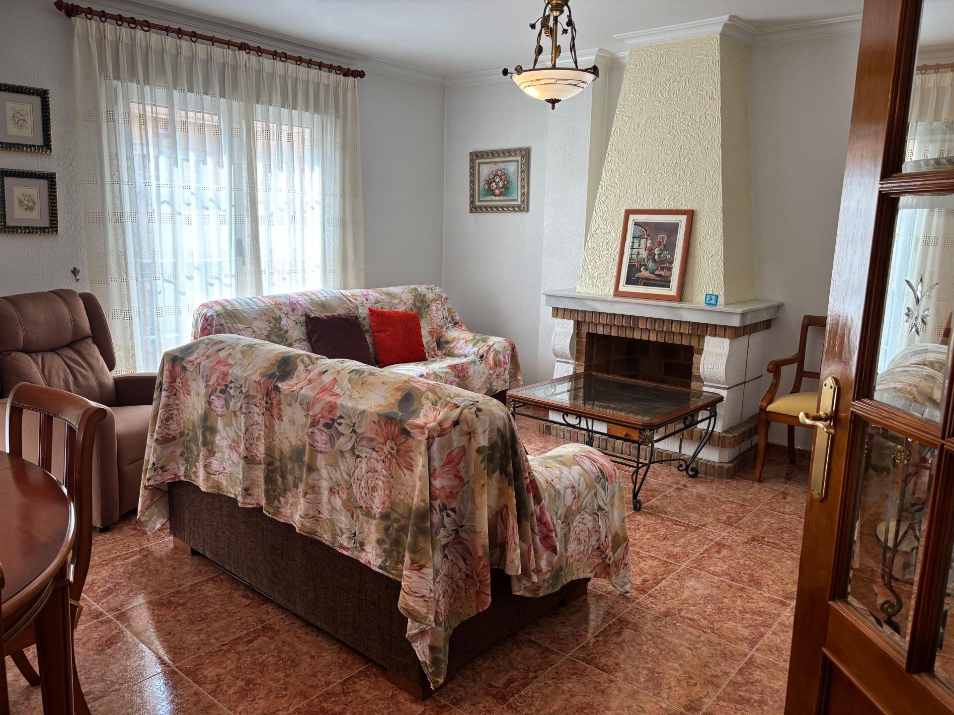 Bedroom in terraced for sale in Formentera del Segura