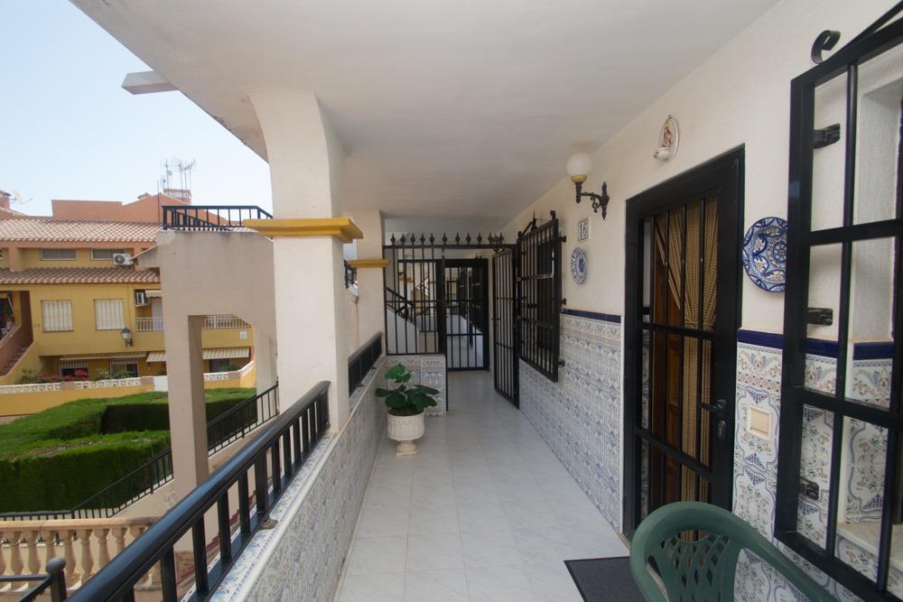 Terrace in apartment for sale in Torrevieja