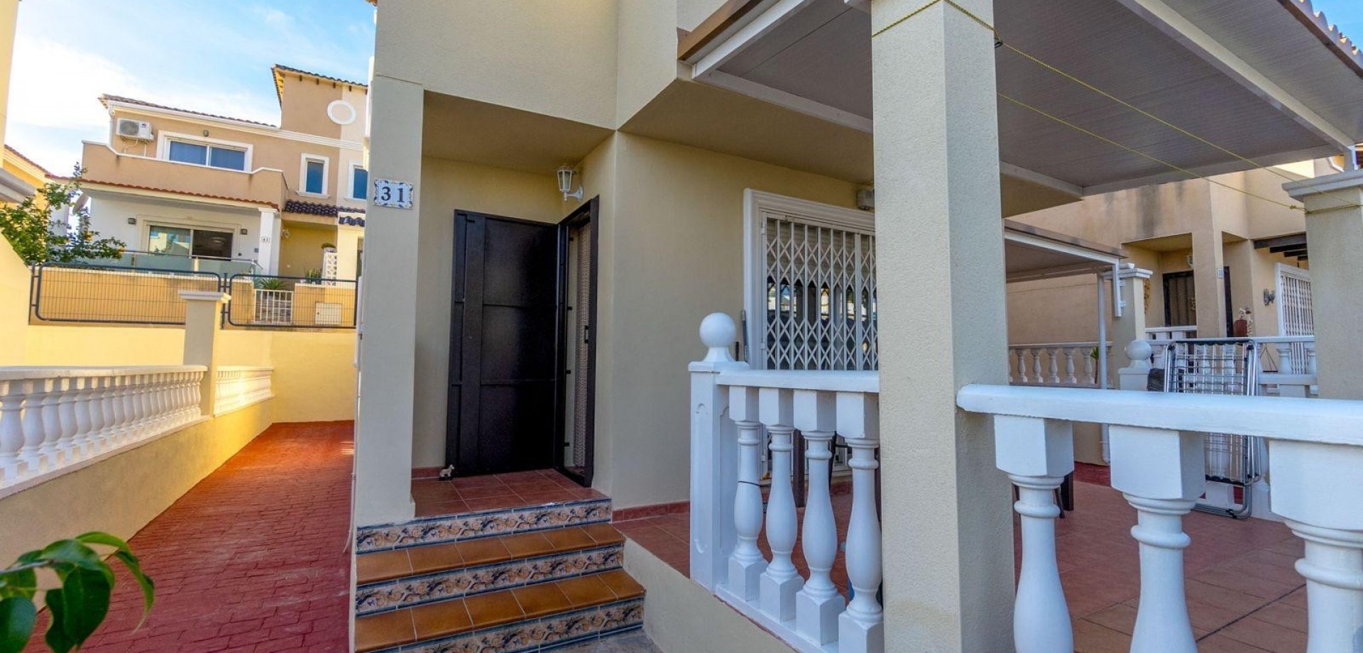 Exterior view in villa for sale in Orihuela Costa