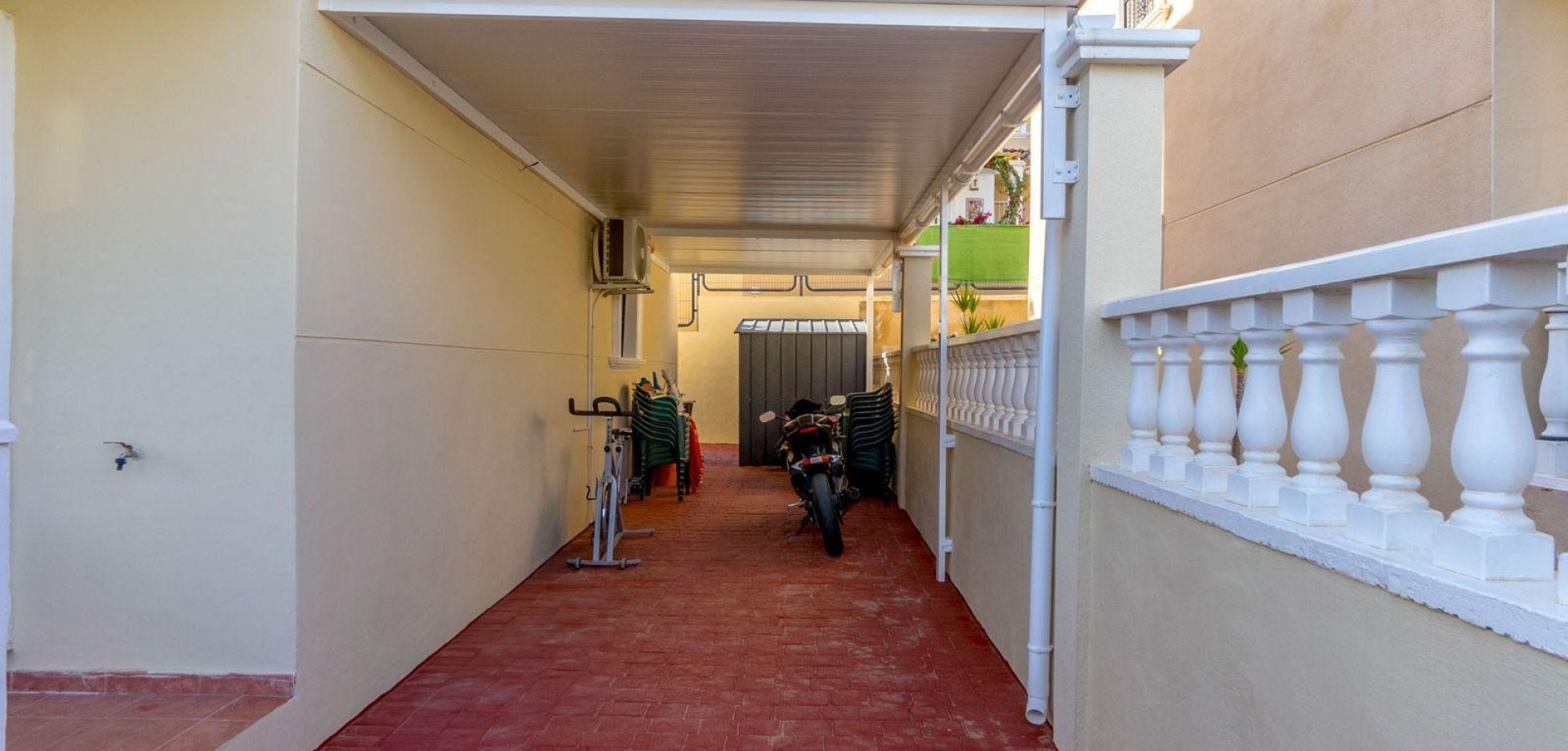 Master bedroom in villa for sale in Orihuela Costa