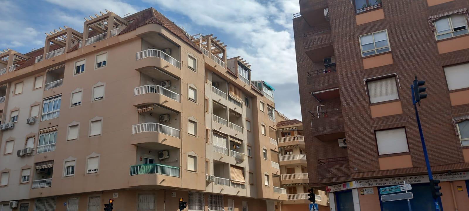 Terrace in penthouse for sale in Torrevieja