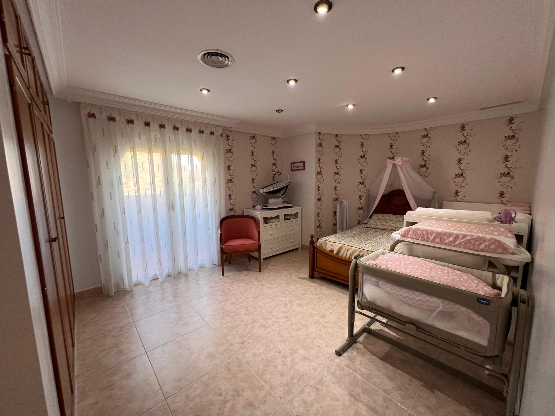 Terrace in villa for sale in Callosa de Segura