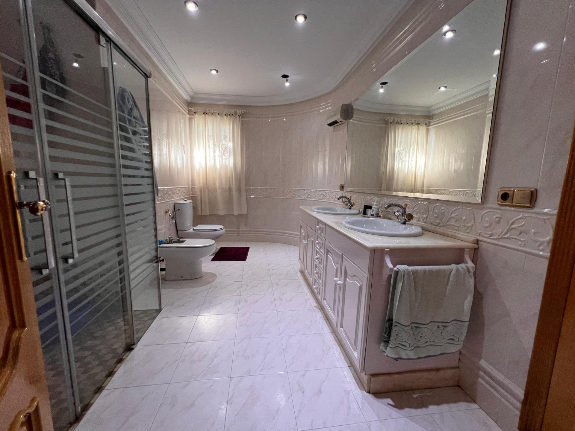 Exterior view in villa for sale in Callosa de Segura