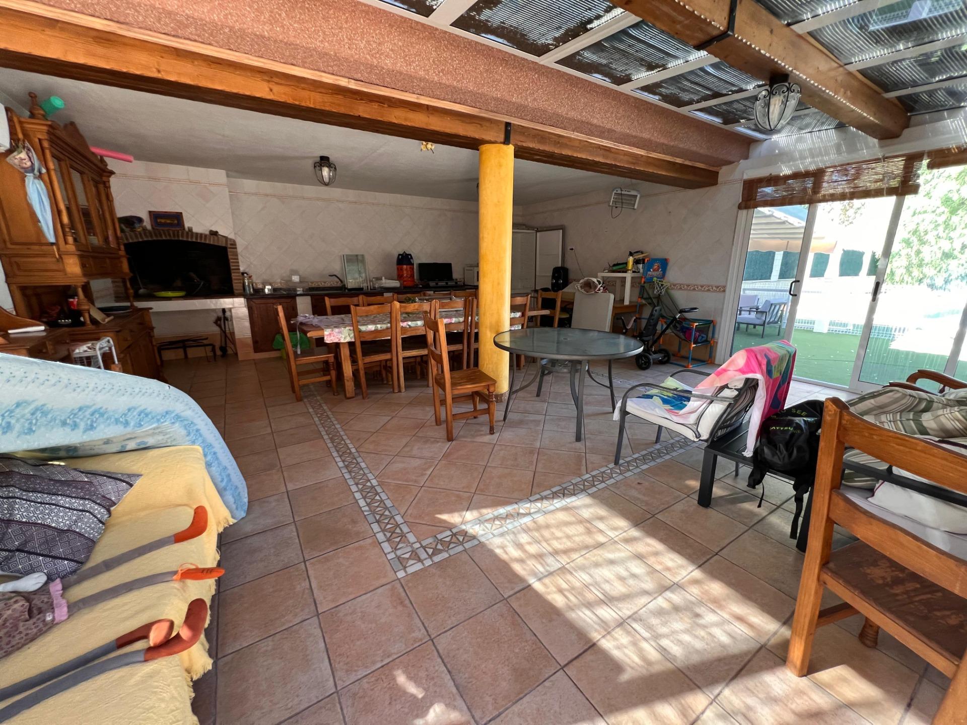 Kitchen in villa for sale in Callosa de Segura