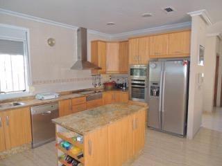 Terrace in villa for sale in Catral
