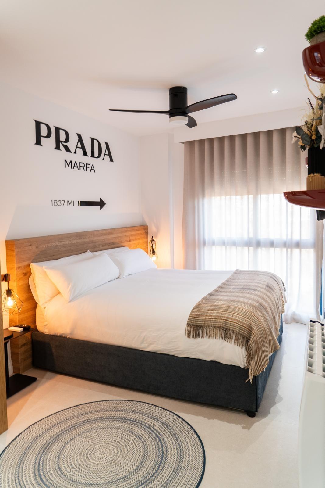Master bedroom in apartment for sale in Torrevieja