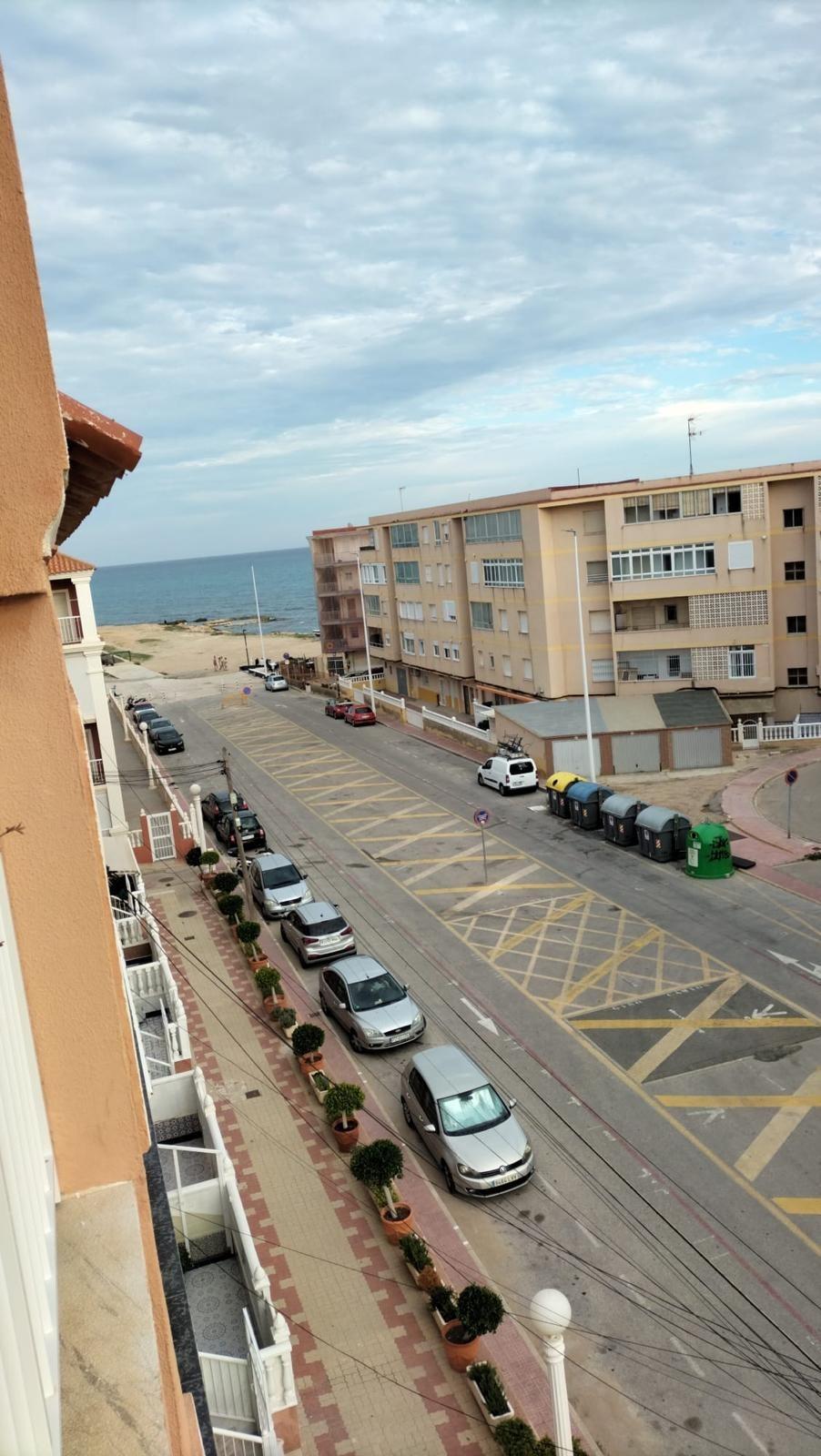 Kitchen in apartment for sale in Torrevieja