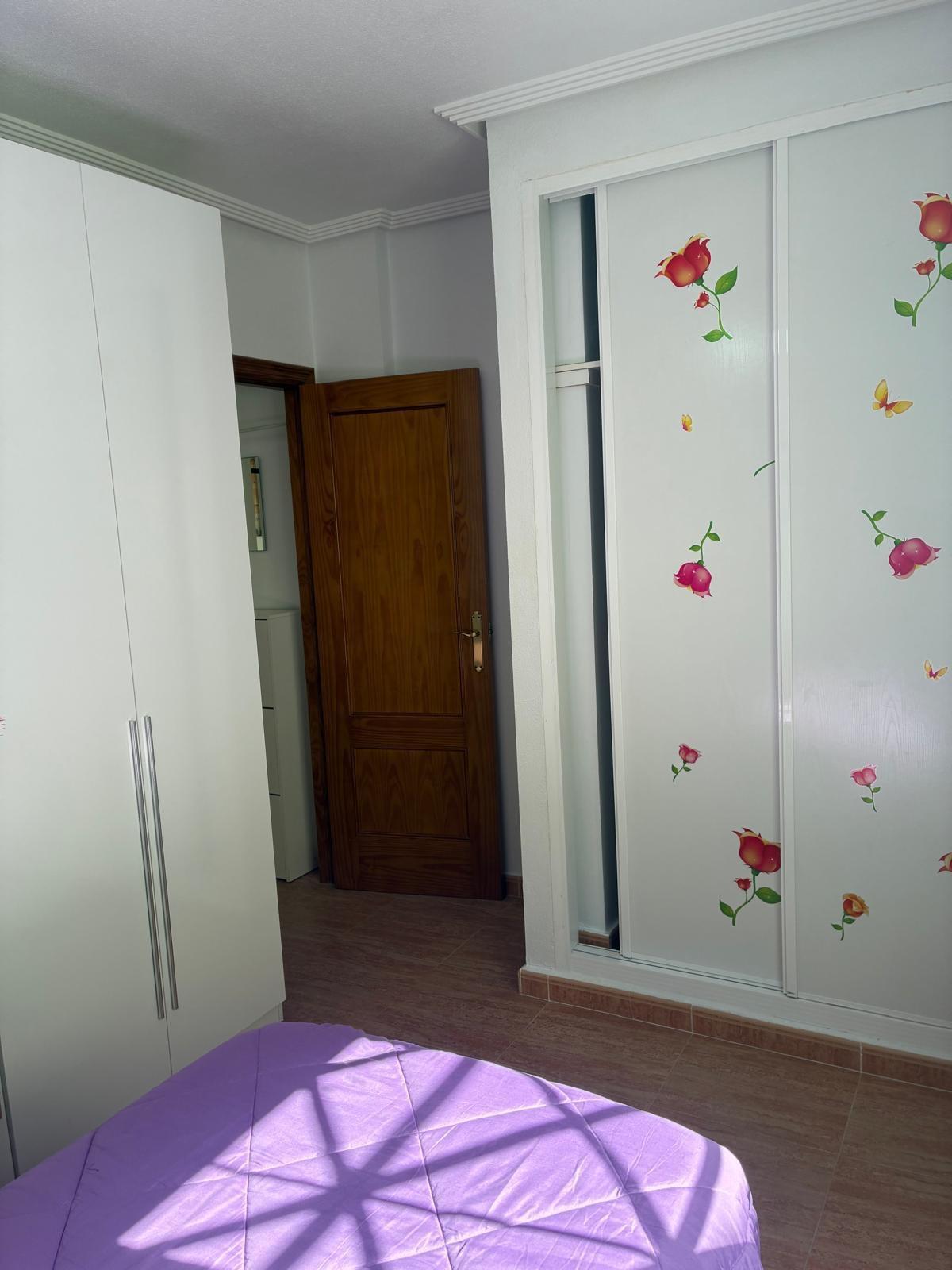 Master bedroom in bungalow for sale in Orihuela Costa