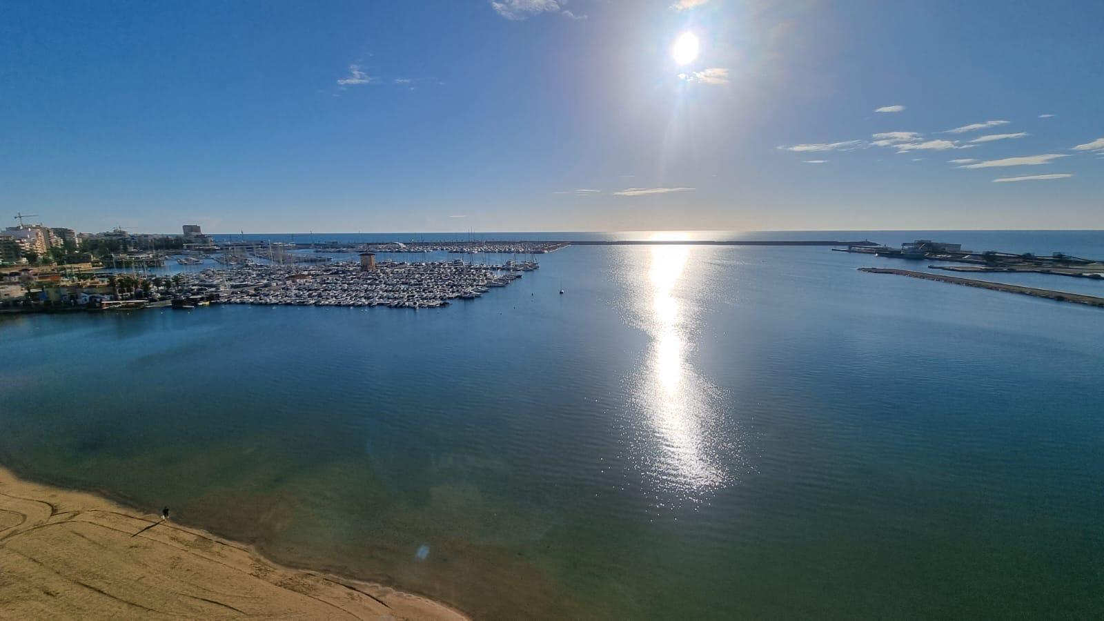 Bedroom in penthouse for sale in Torrevieja
