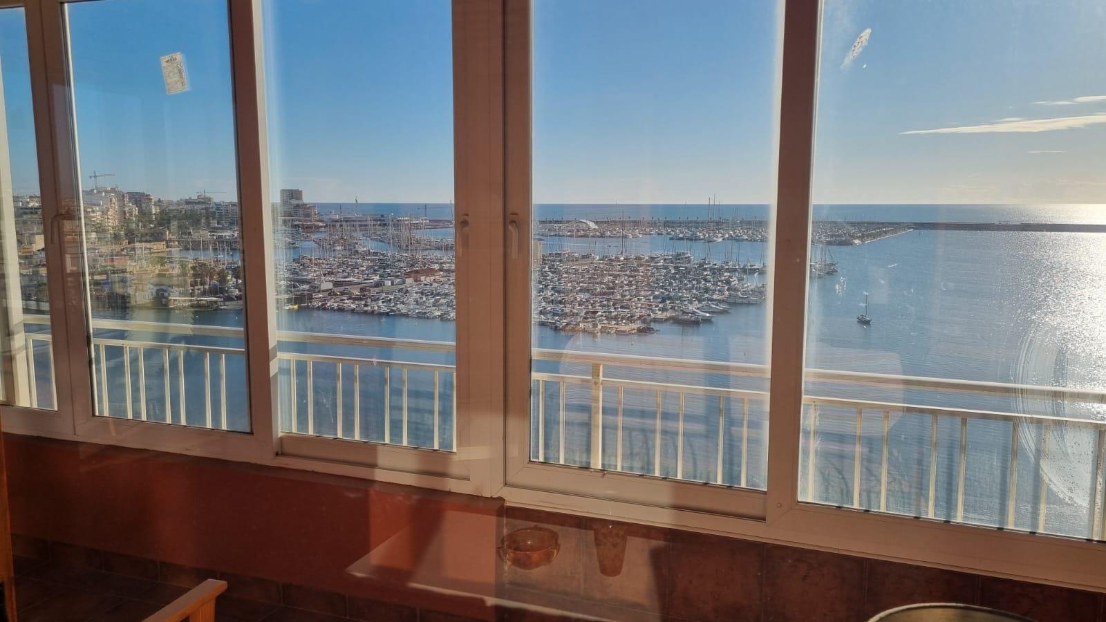 Dining area in penthouse for sale in Torrevieja