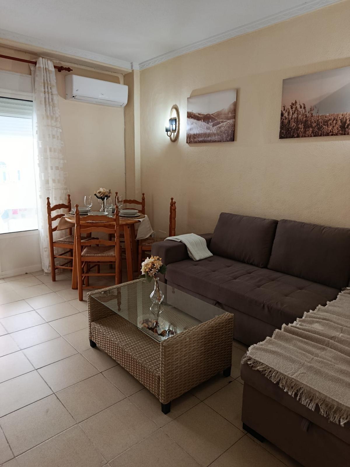 Dining area in apartment for sale in Torrevieja