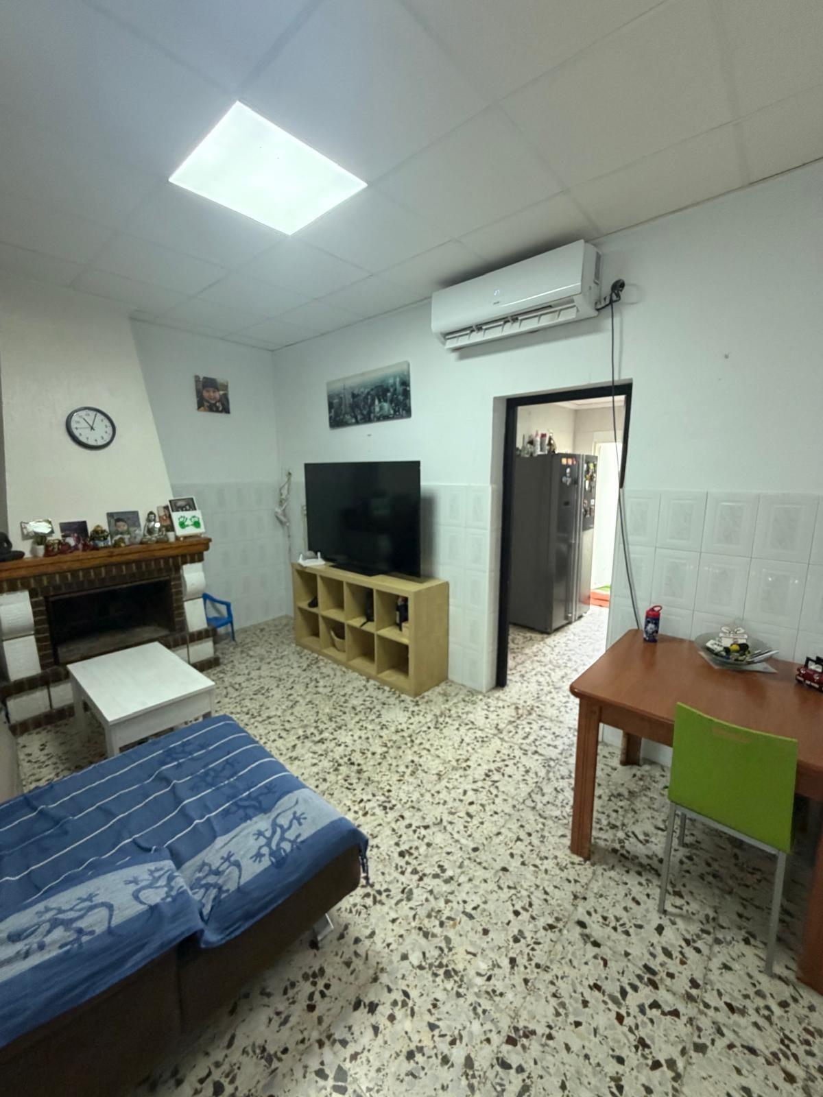 Garden in finca for sale in Orihuela