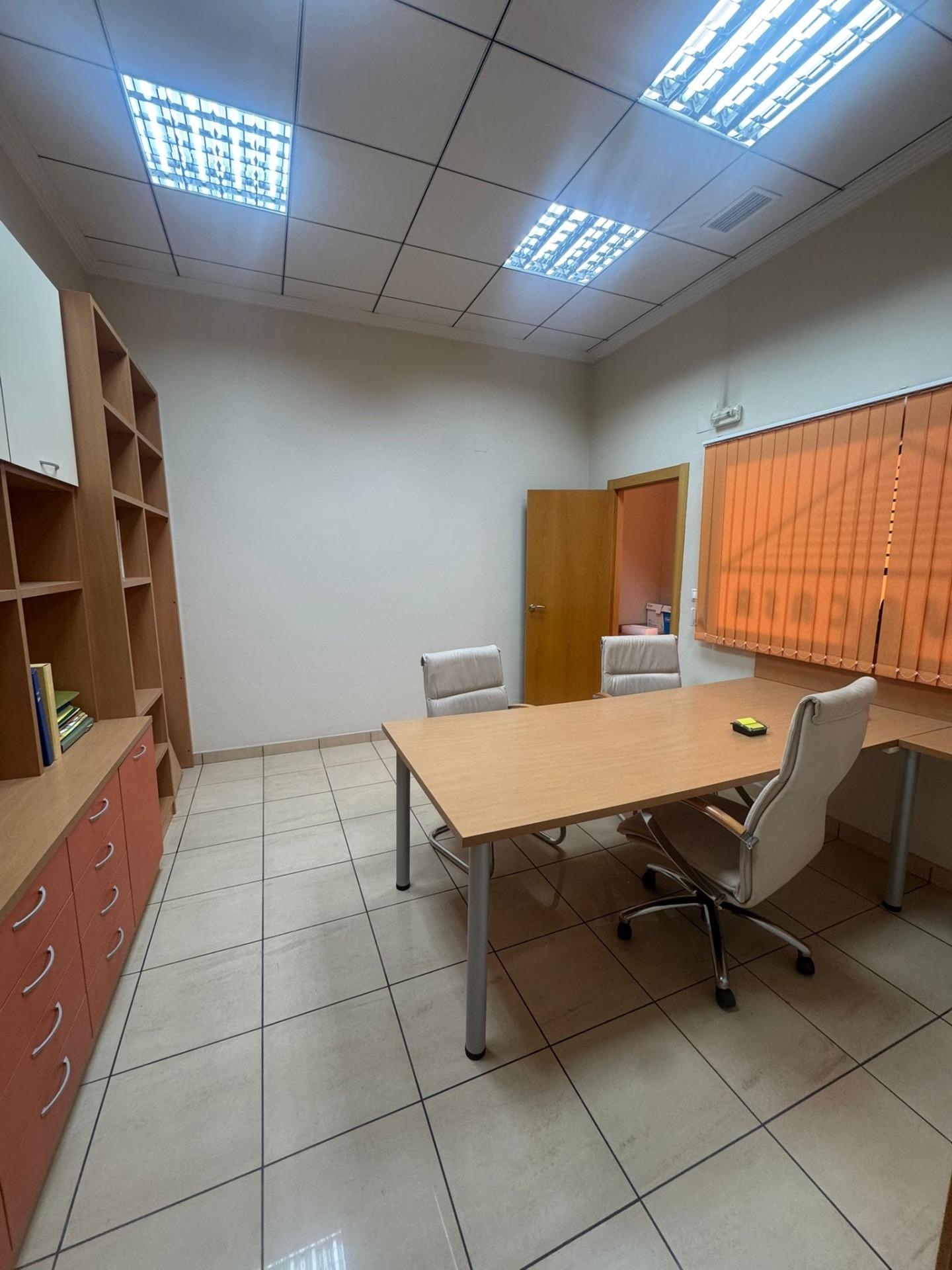 Kitchen in commercial for sale in Bigastro