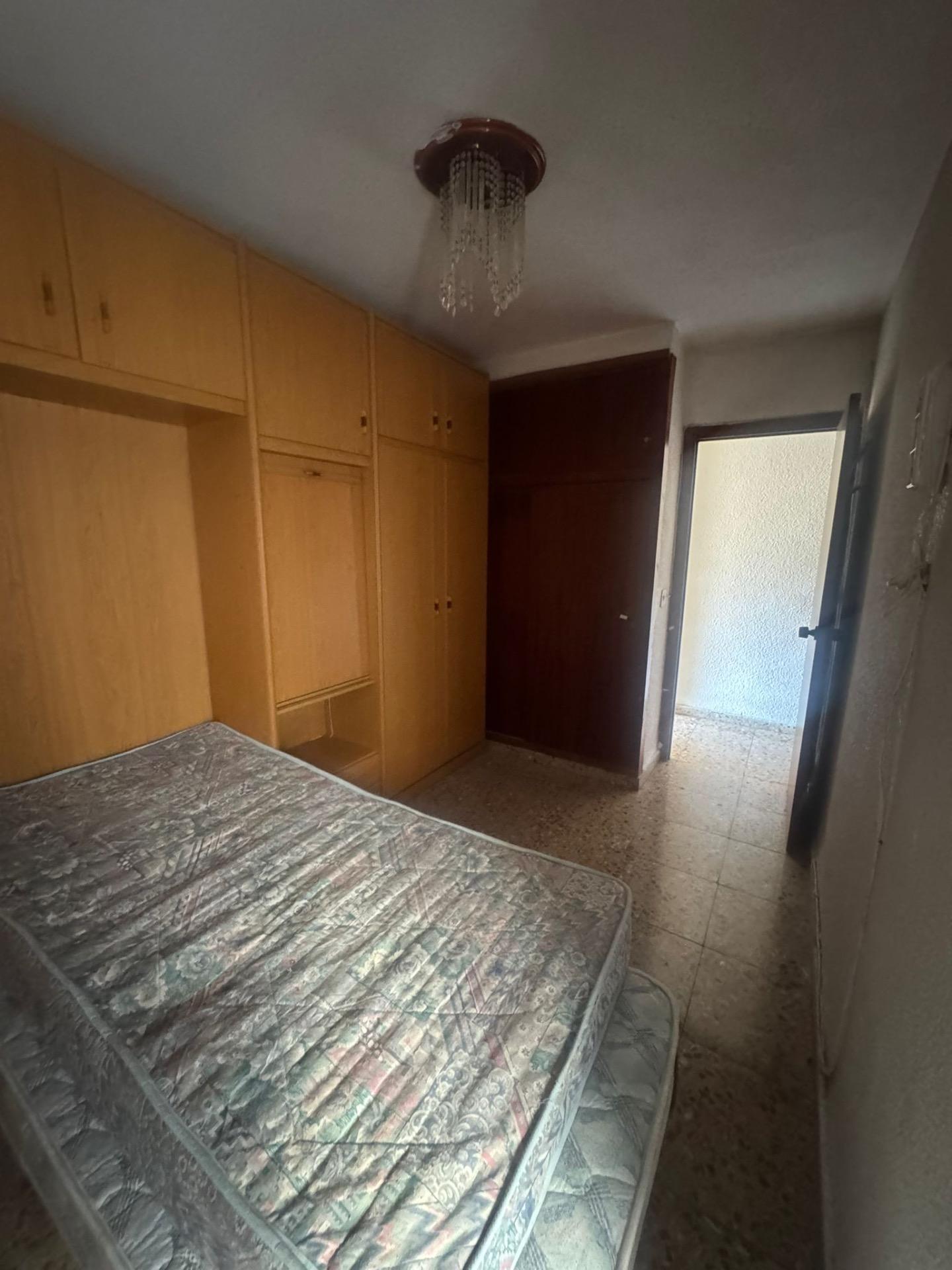 Bedroom in apartment for sale in Bigastro