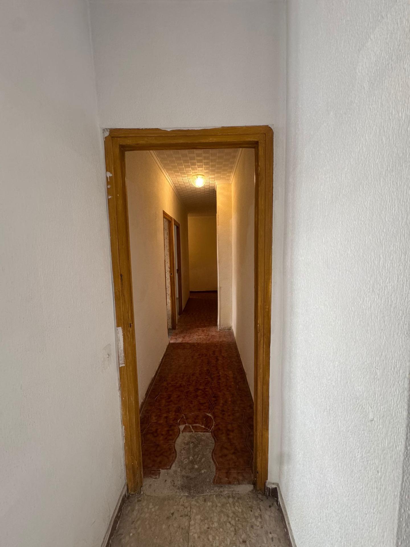 Master bedroom in apartment for sale in Guardamar del Segura