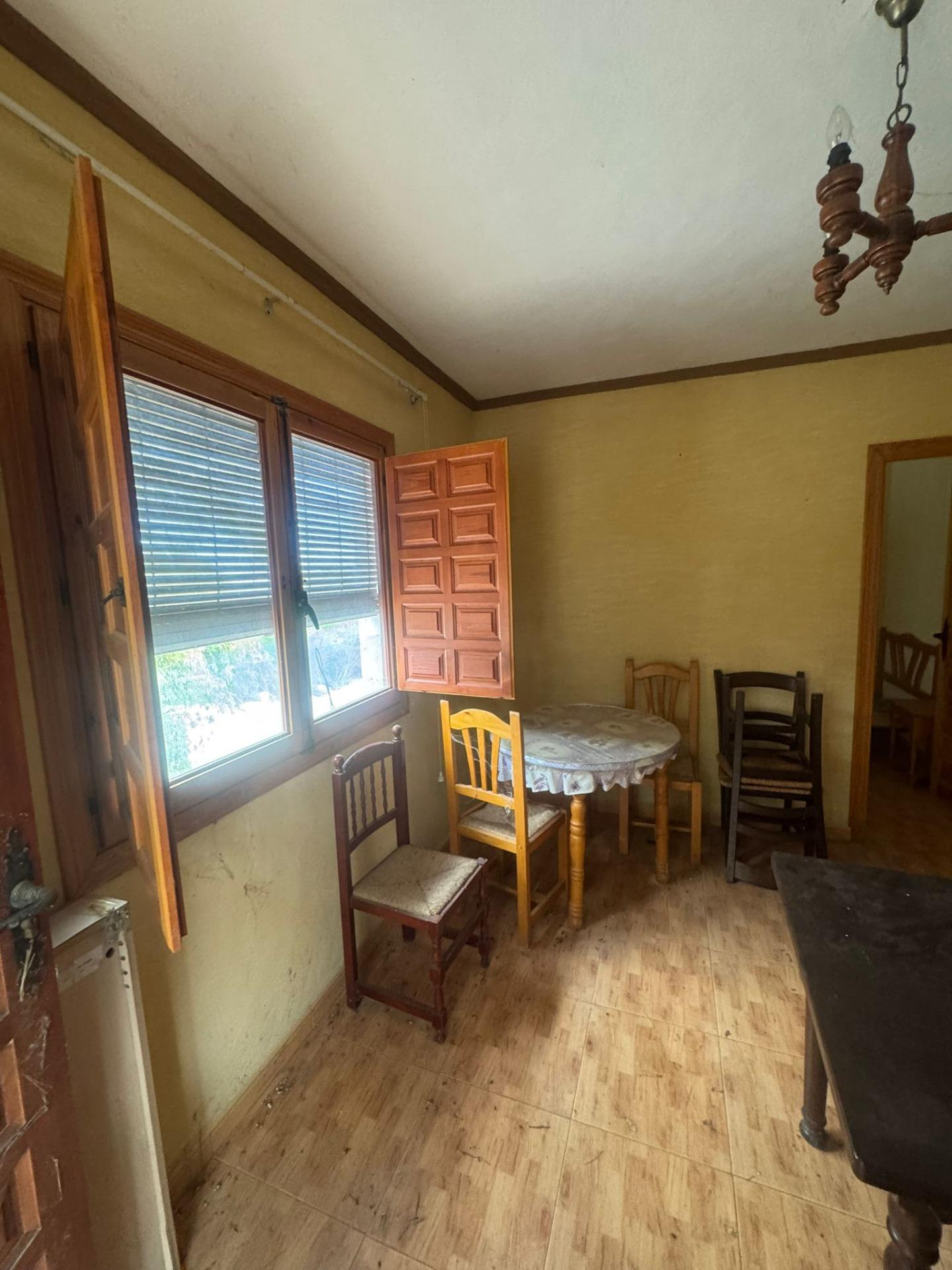 Bathroom in land for sale in Orihuela