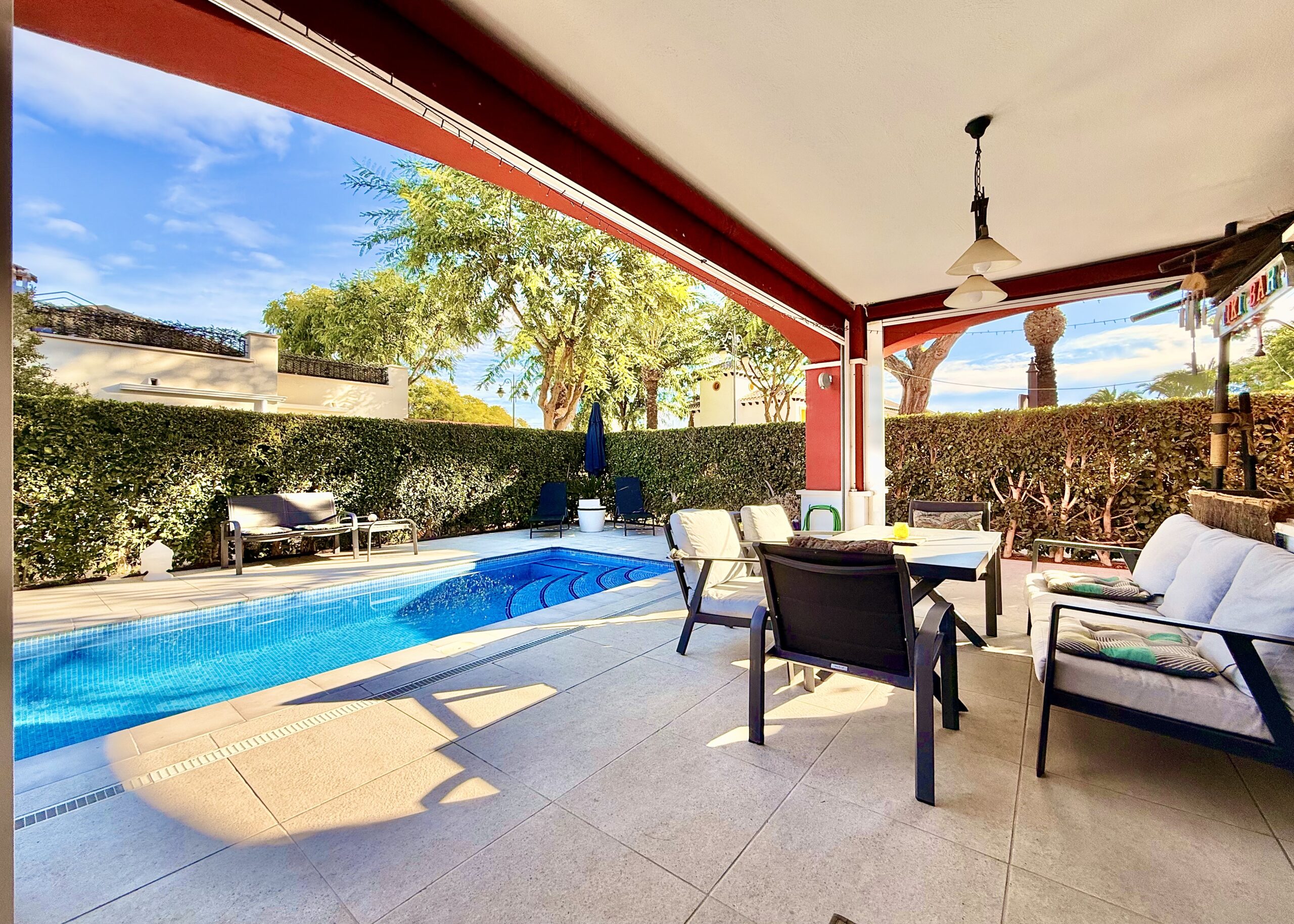 Bedroom in villa for sale in Mar Menor Golf Resort