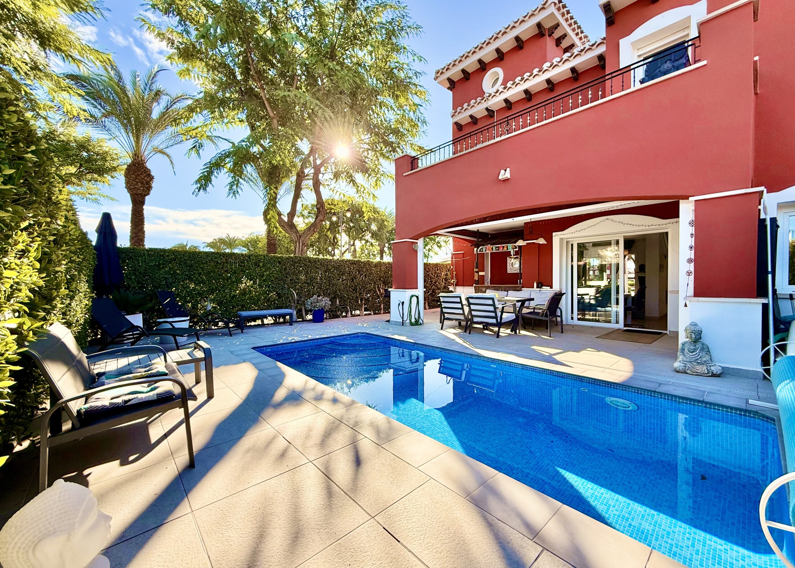 Garden in villa for sale in Mar Menor Golf Resort