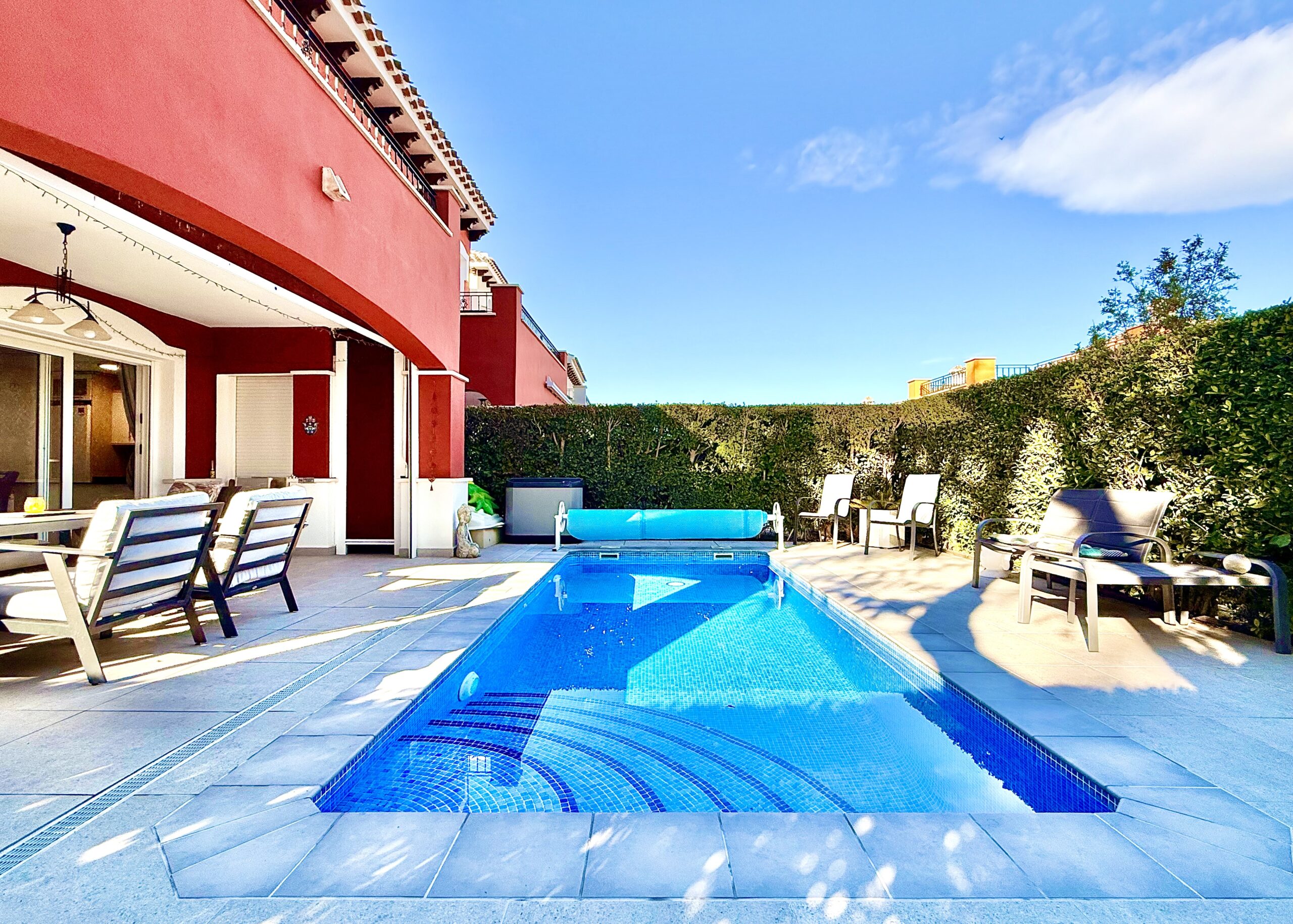 Dining area in villa for sale in Mar Menor Golf Resort