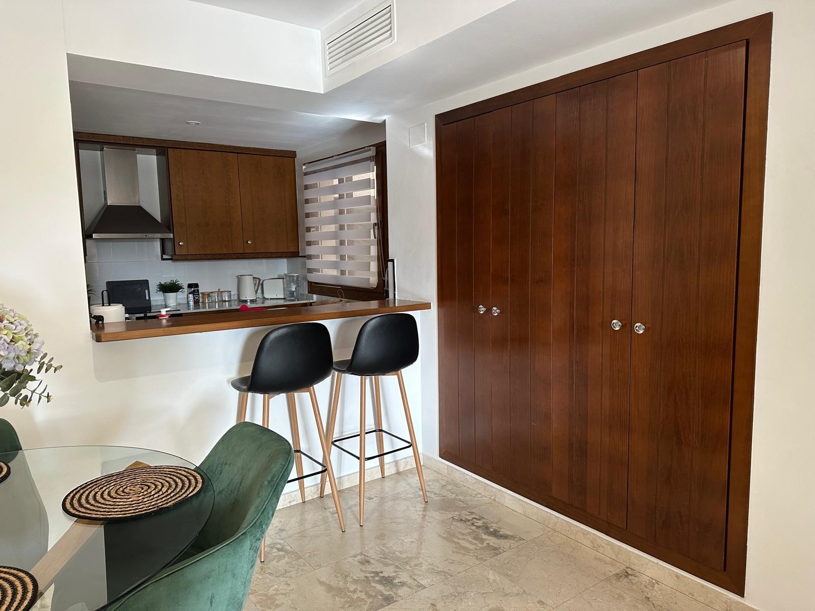 Master bedroom in apartment for sale in Punta Prima