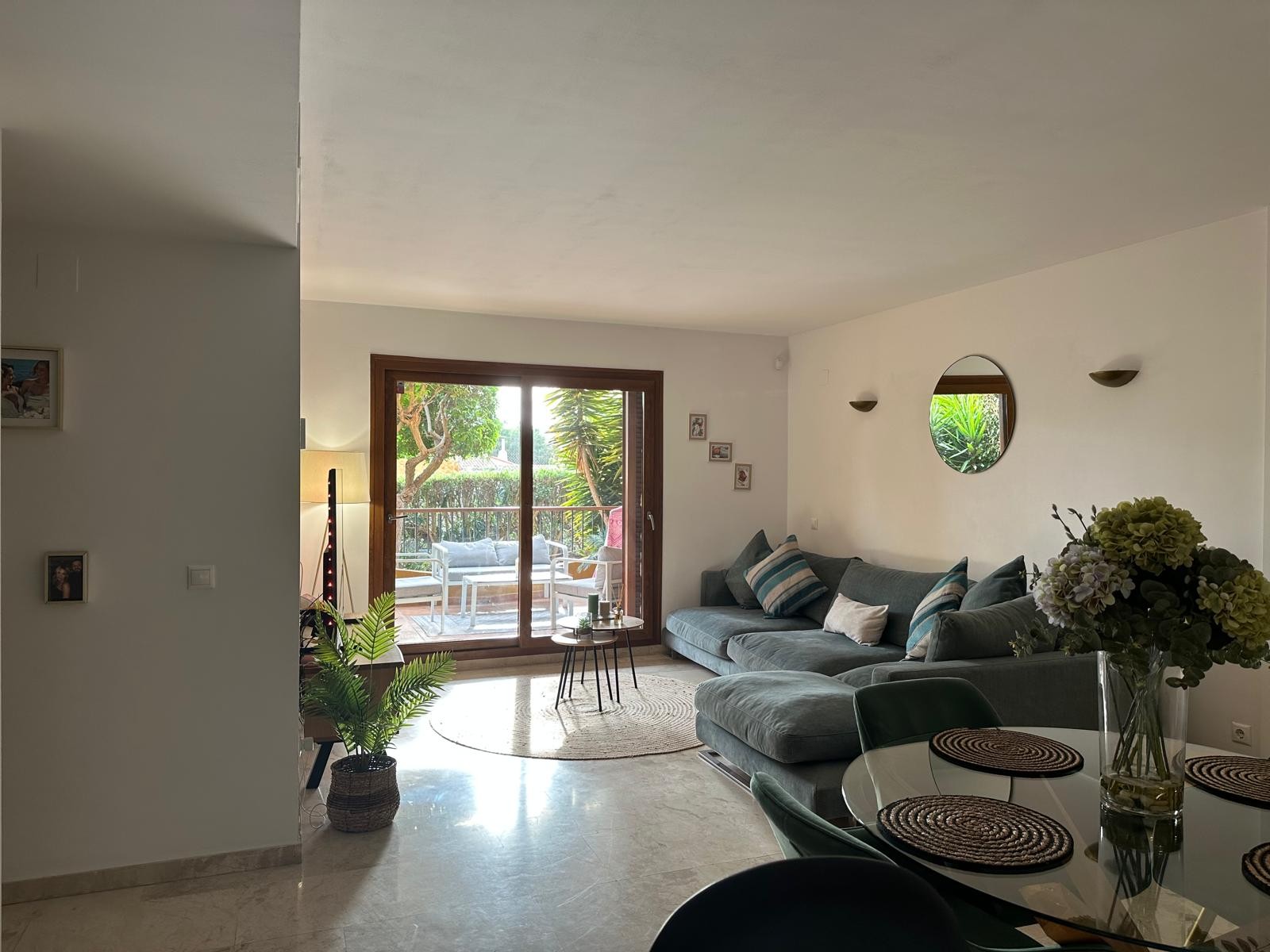 Dining area in apartment for sale in Punta Prima