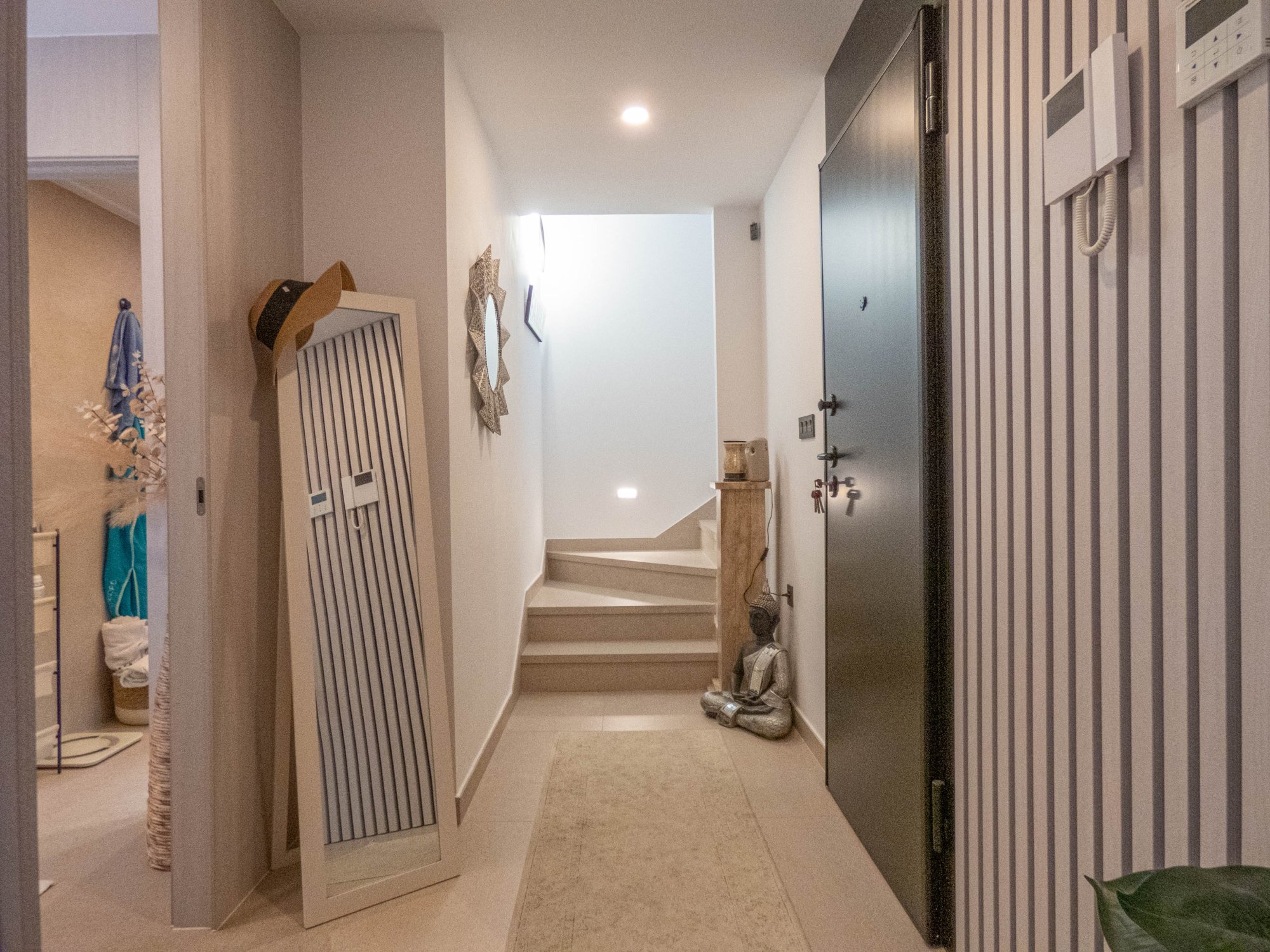 Pool area in apartment for sale in Guardamar del Segura