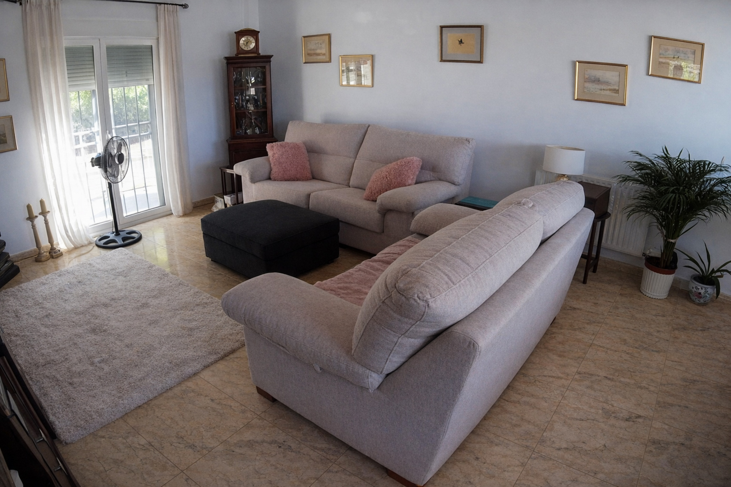 Exterior view in villa for sale in Pliego