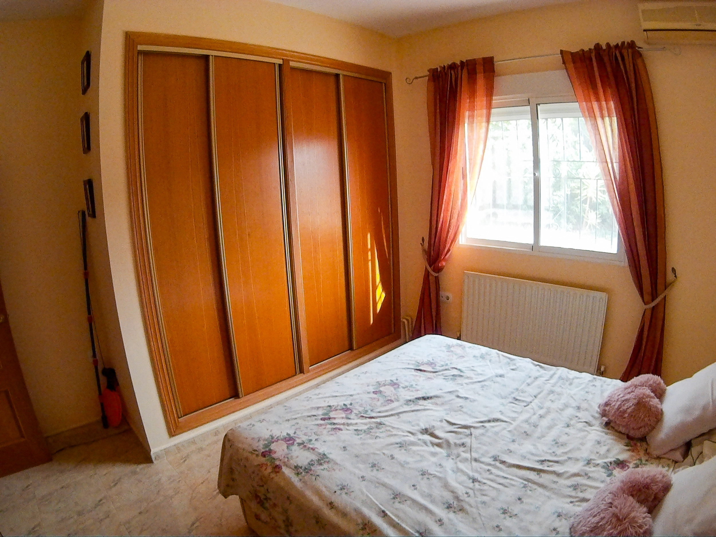 Garden in villa for sale in Pliego
