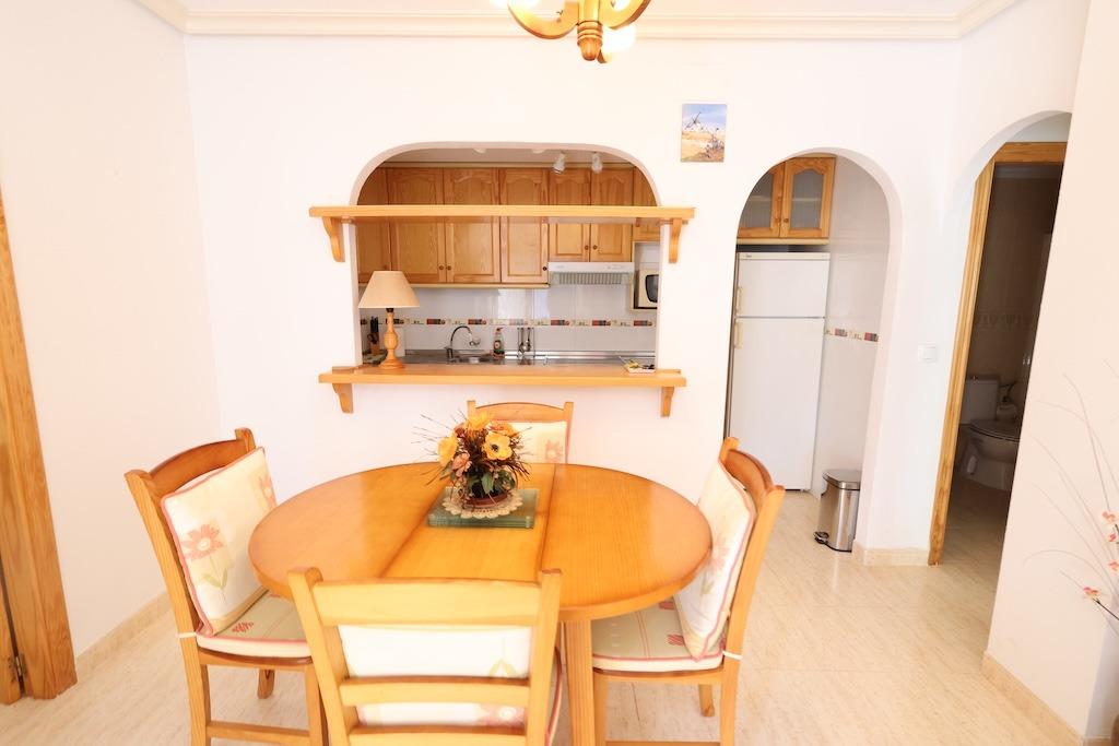 Garden in bungalow for sale in Orihuela Costa