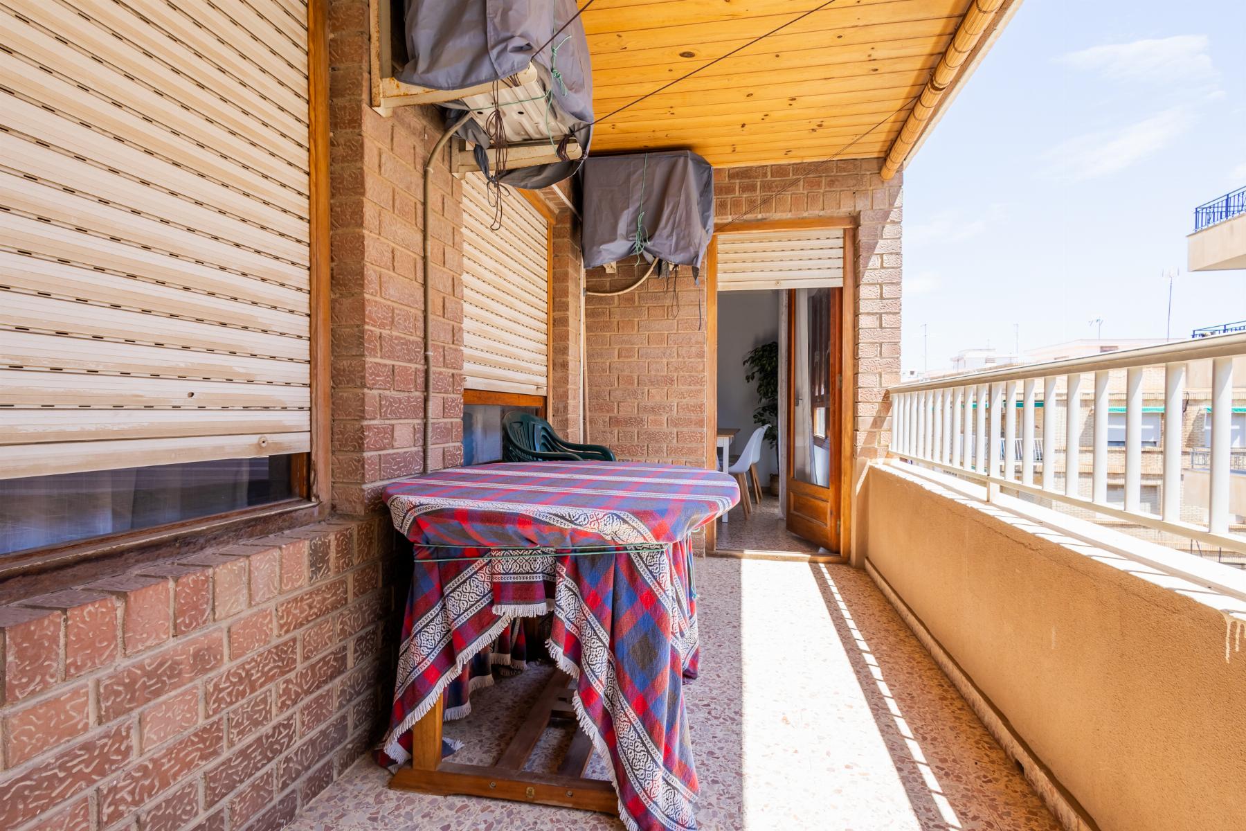 Kitchen in apartment for sale in Torrevieja