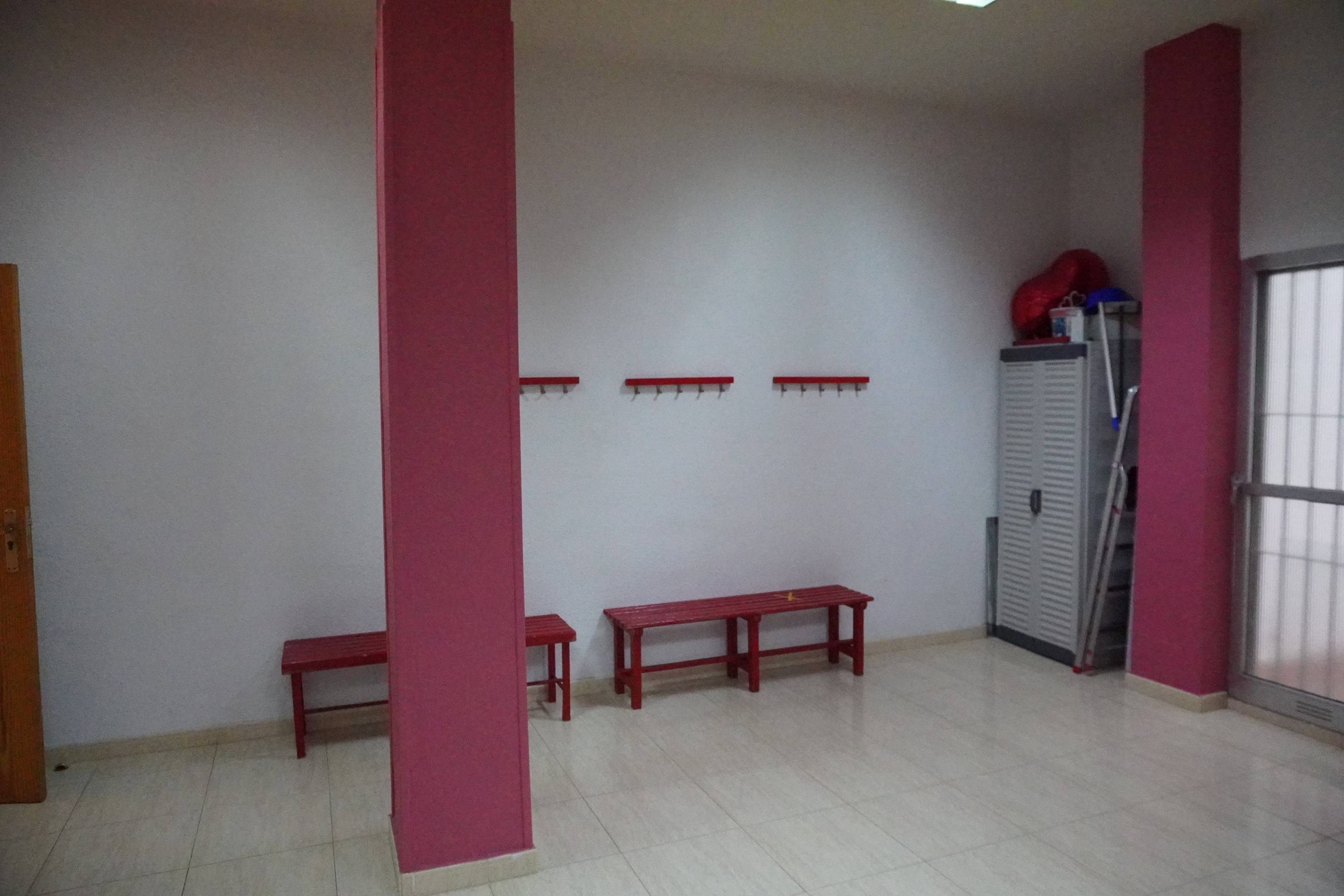 Pool area in commercial for sale in Murcia