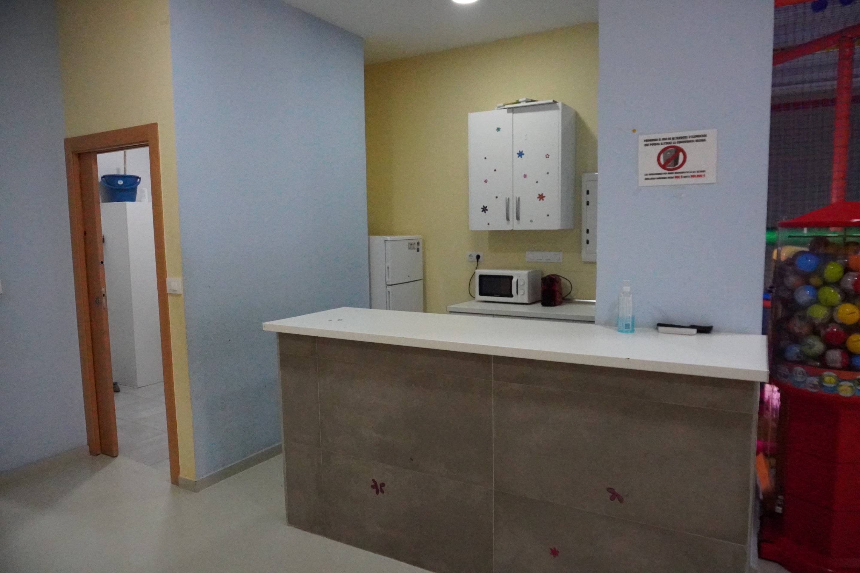 Garden in commercial for sale in Murcia