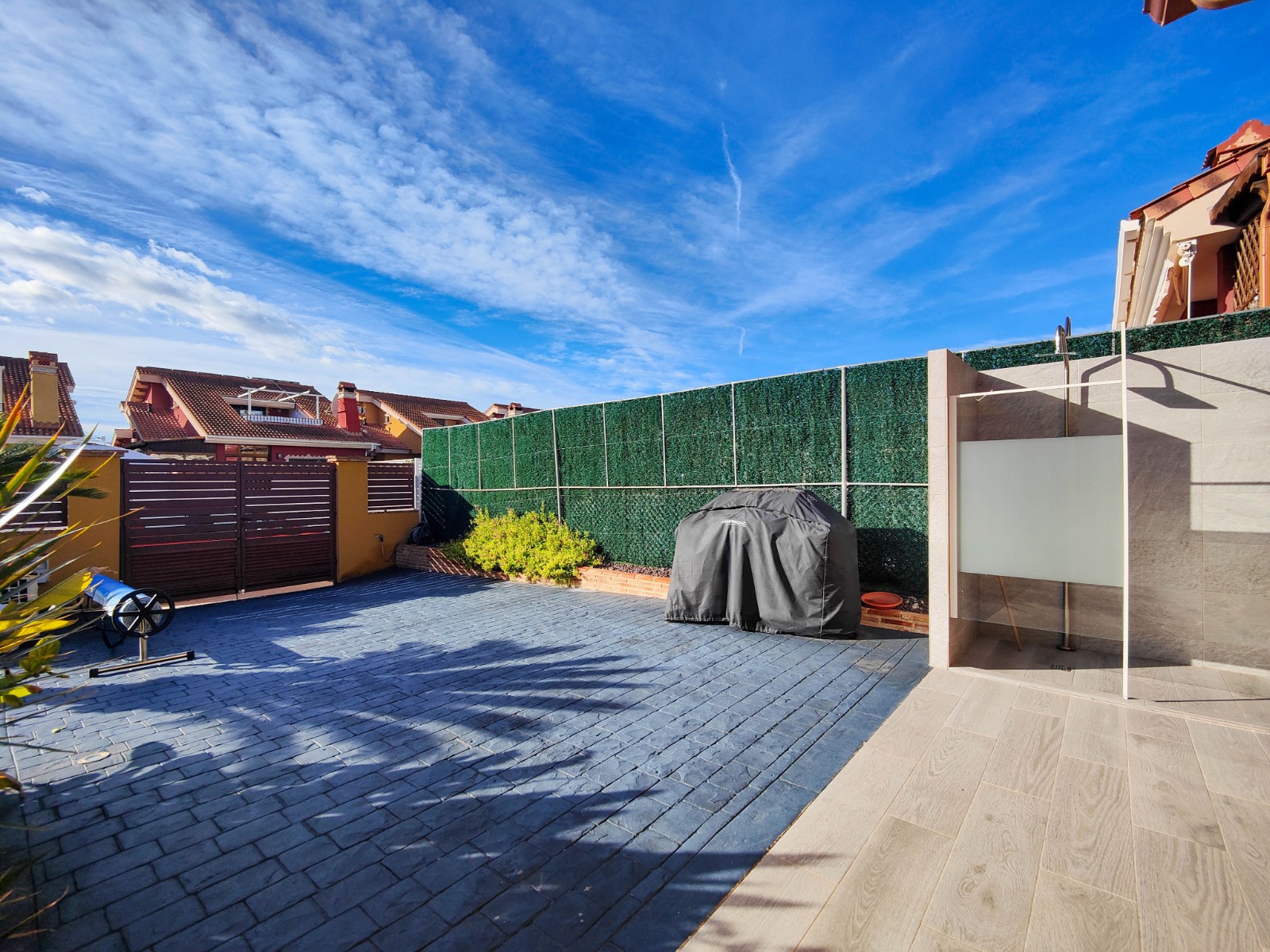 Master bedroom in villa for sale in Guardamar del Segura