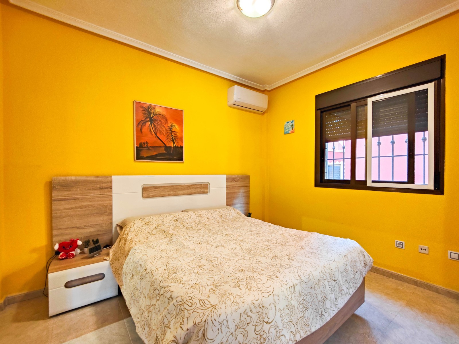 Exterior view in villa for sale in Guardamar del Segura
