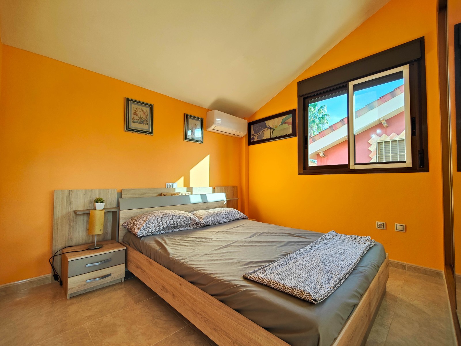 Living room in villa for sale in Guardamar del Segura