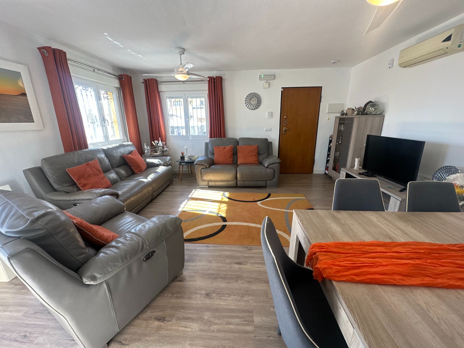 Bedroom in terraced for sale in Orihuela